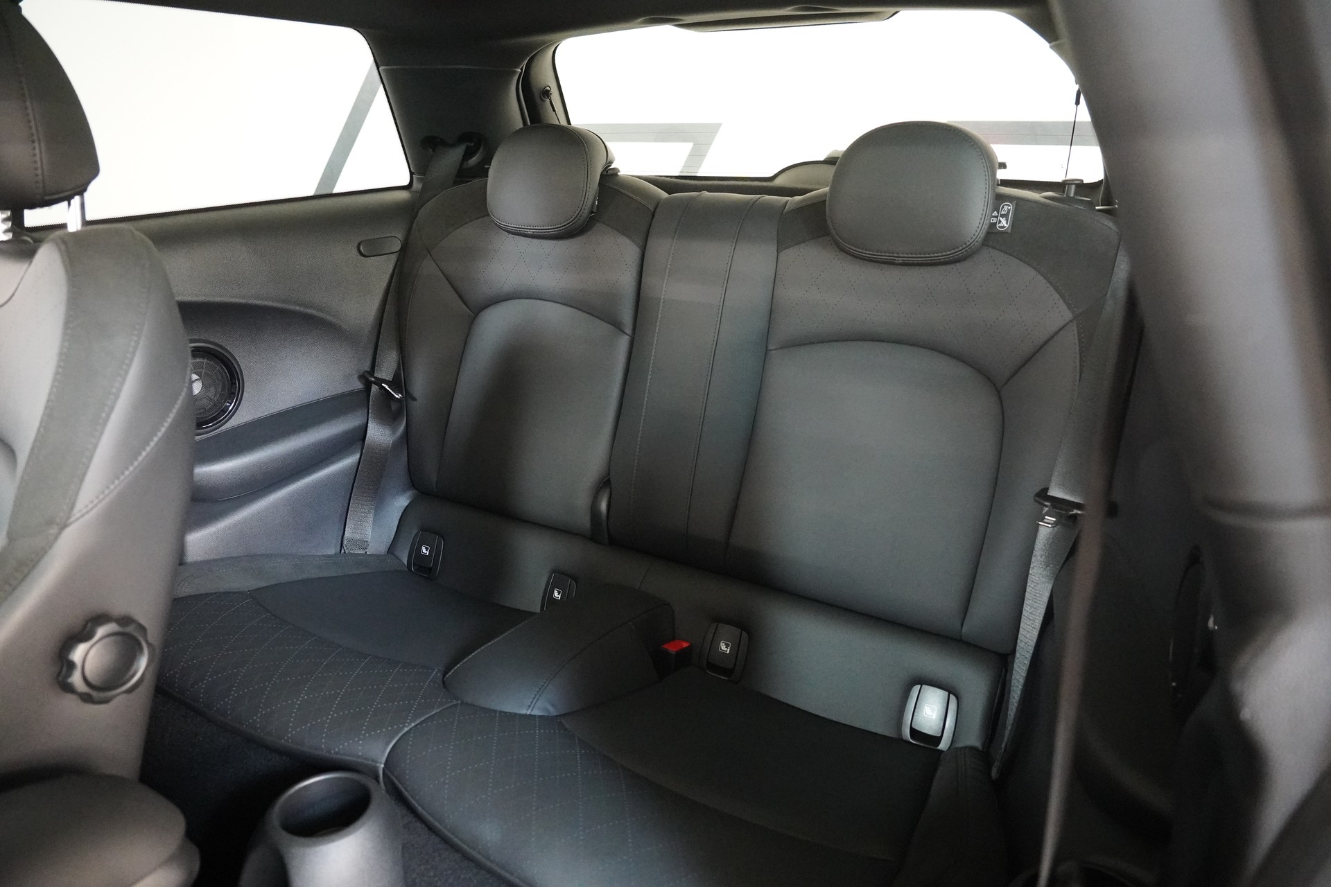 MINI Cooper SE-image-13