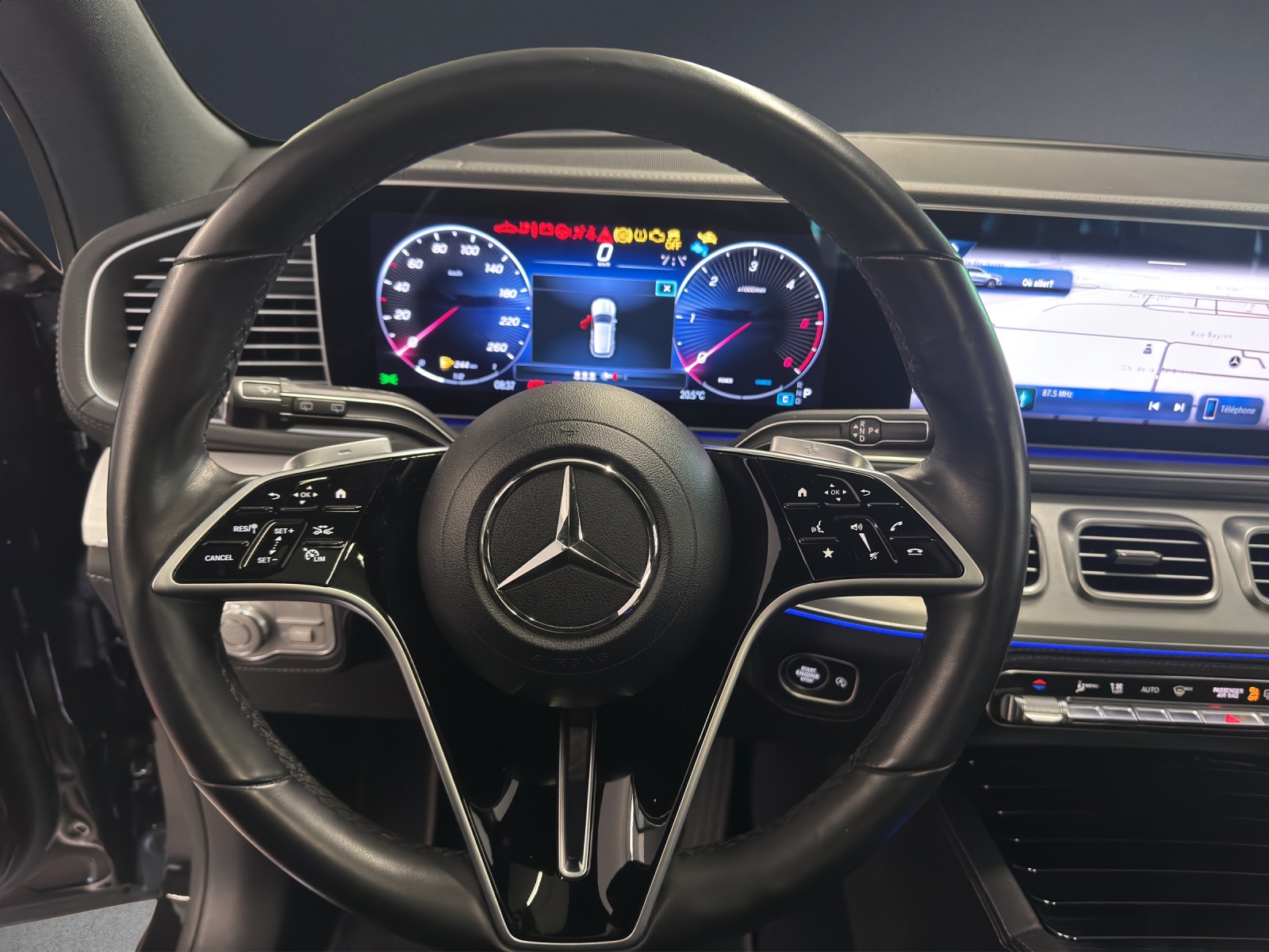 MERCEDES-BENZ GLE 300 d 4Matic-image-5