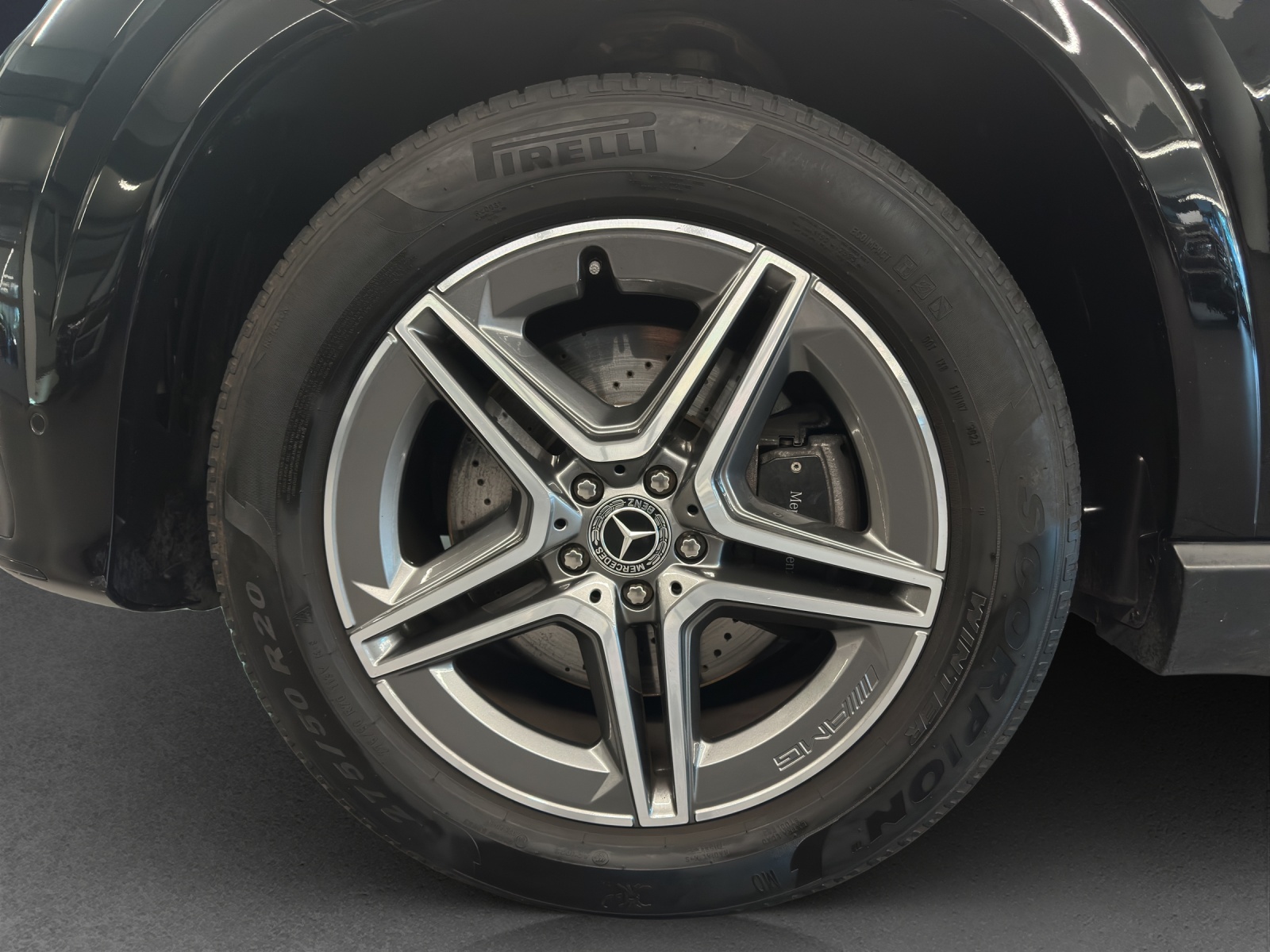 MERCEDES-BENZ GLE 300 d 4Matic-image-10