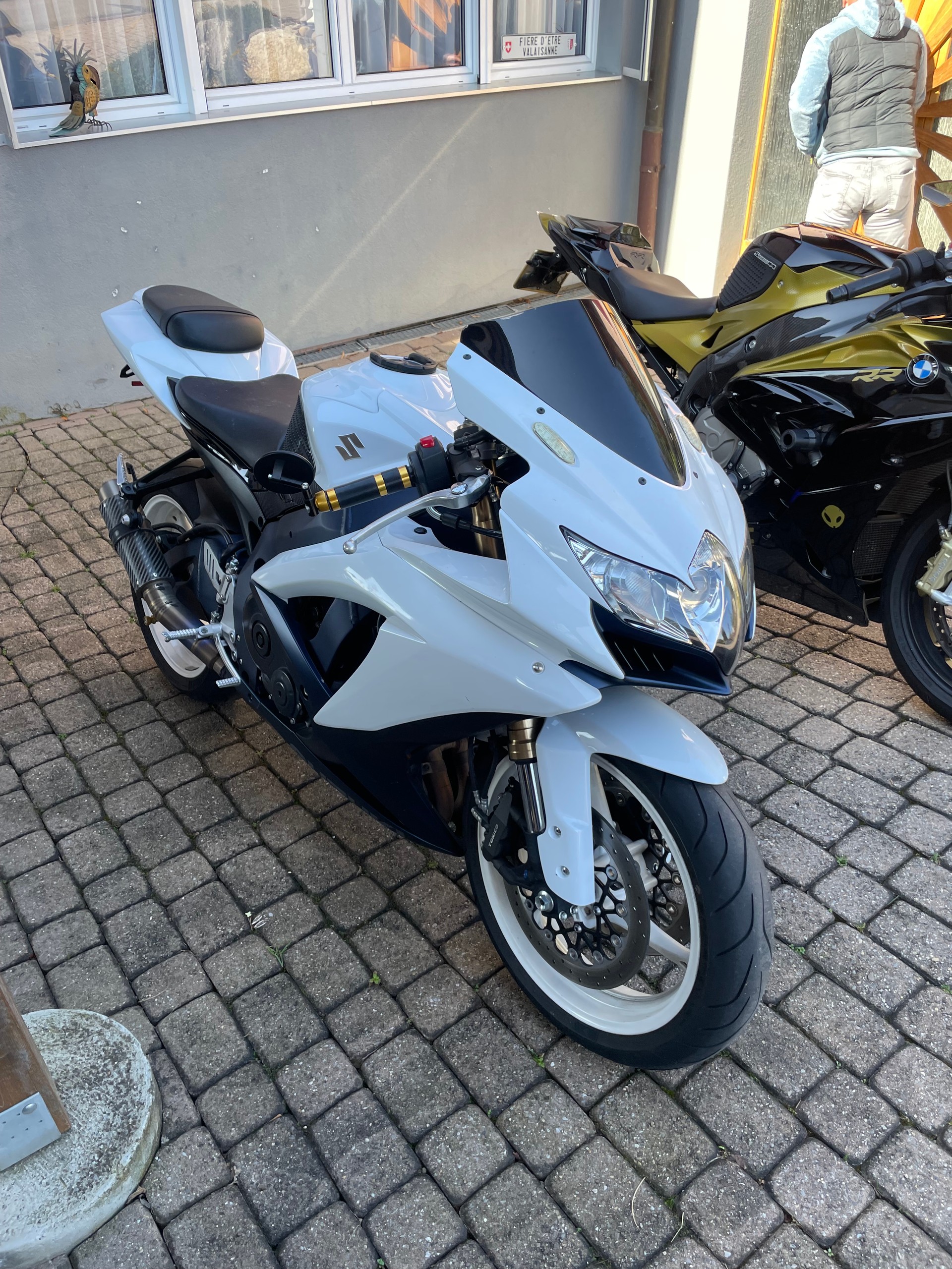 SUZUKI GSX-R 600 K9-image-2