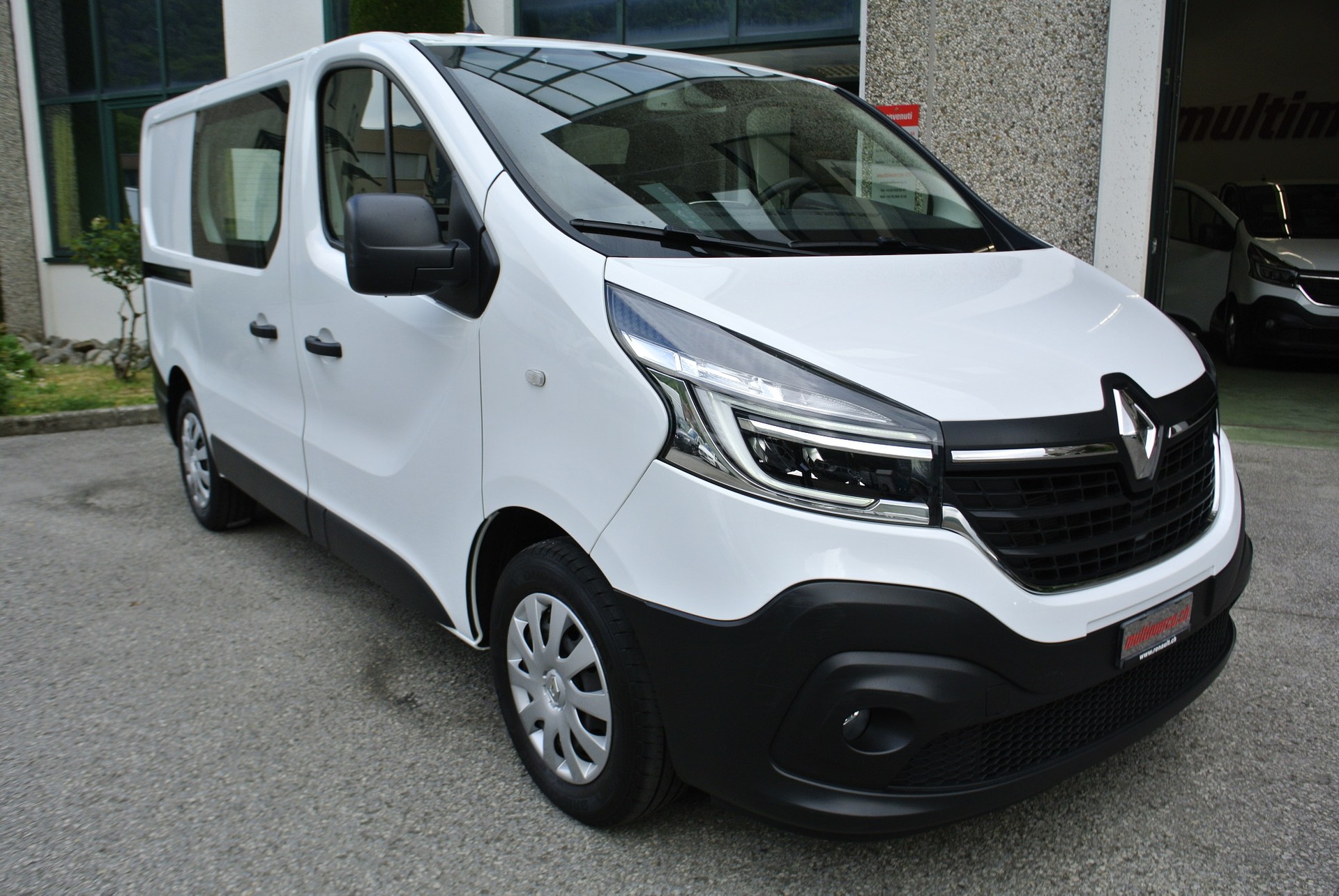 RENAULT Trafic 2.0 Energy dCi 120 3.0t Business L1H1-showroom-element-3