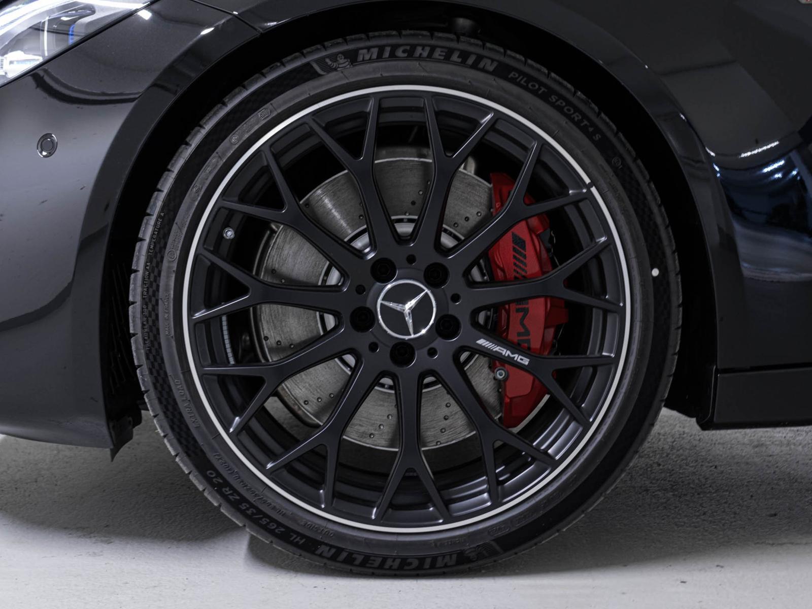 MERCEDES-BENZ C 63 AMG S E Performance 4MATIC T-Modell-image-14