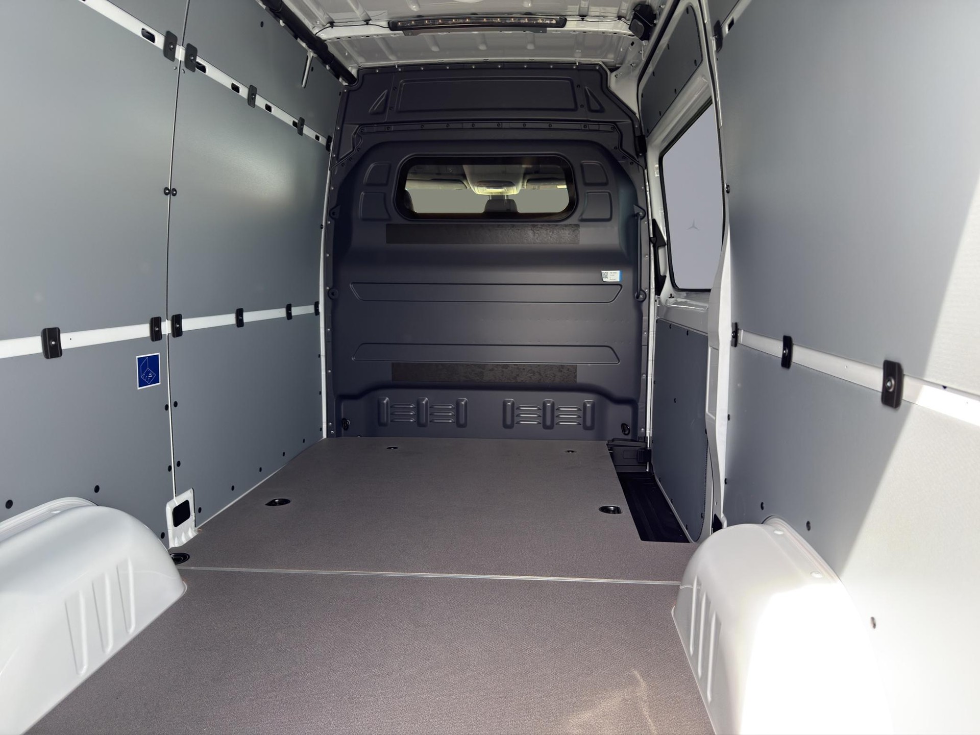MERCEDES-BENZ Sprinter 317 Kaw. 3665 S 2.0 CDI 170 Pro-image-8