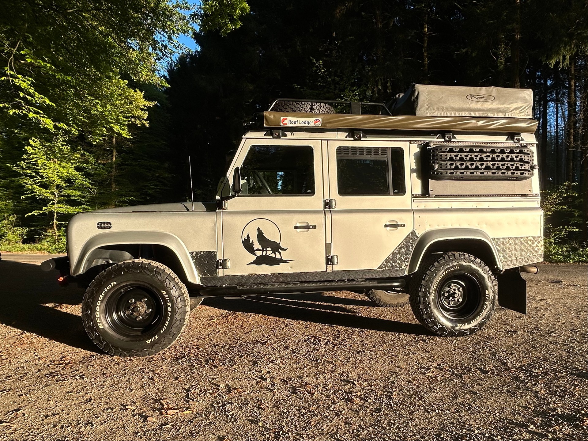 LAND ROVER 110 SW 2.5 Td5-image-3
