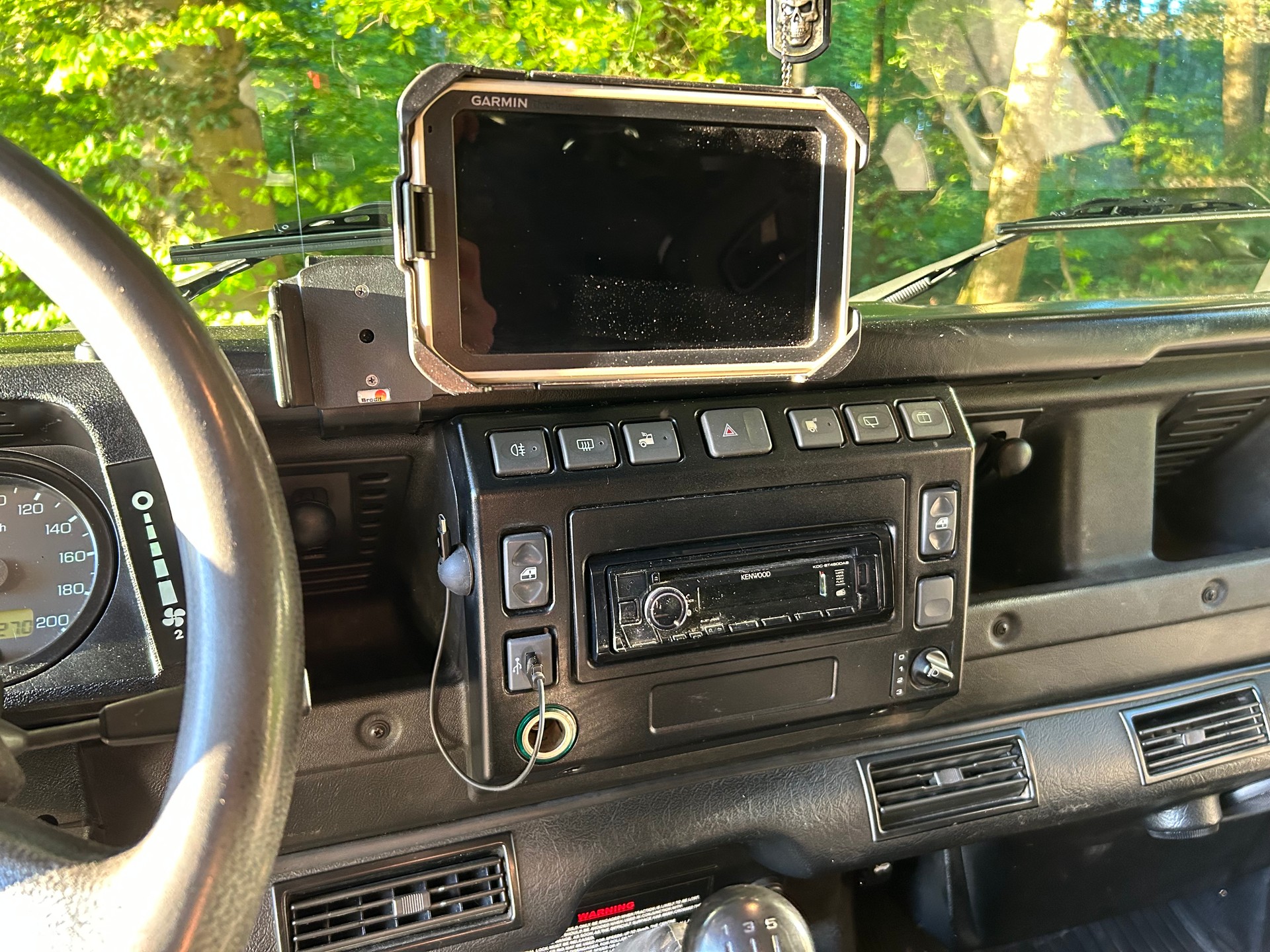 LAND ROVER 110 SW 2.5 Td5-image-17