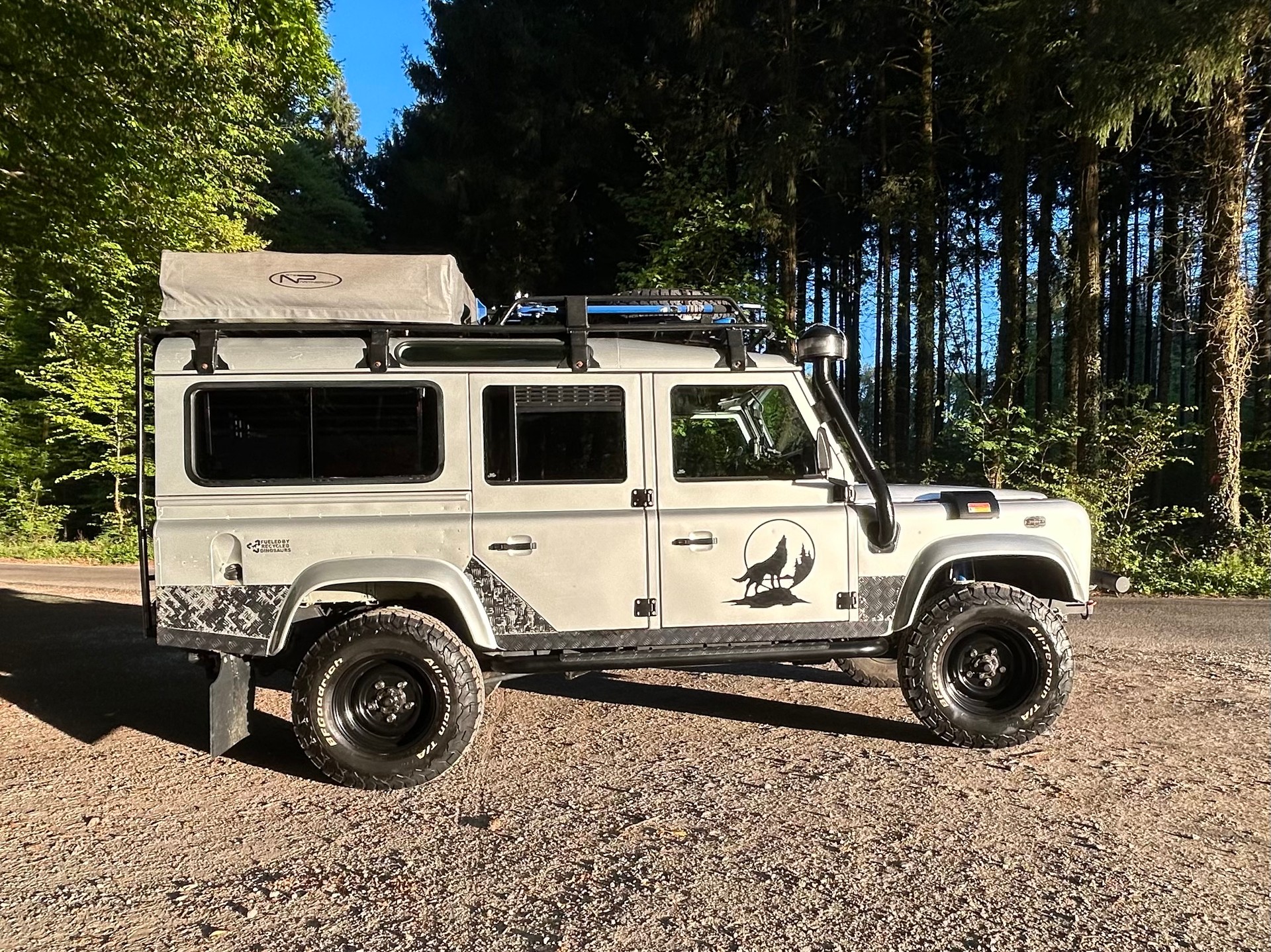LAND ROVER 110 SW 2.5 Td5-image-1