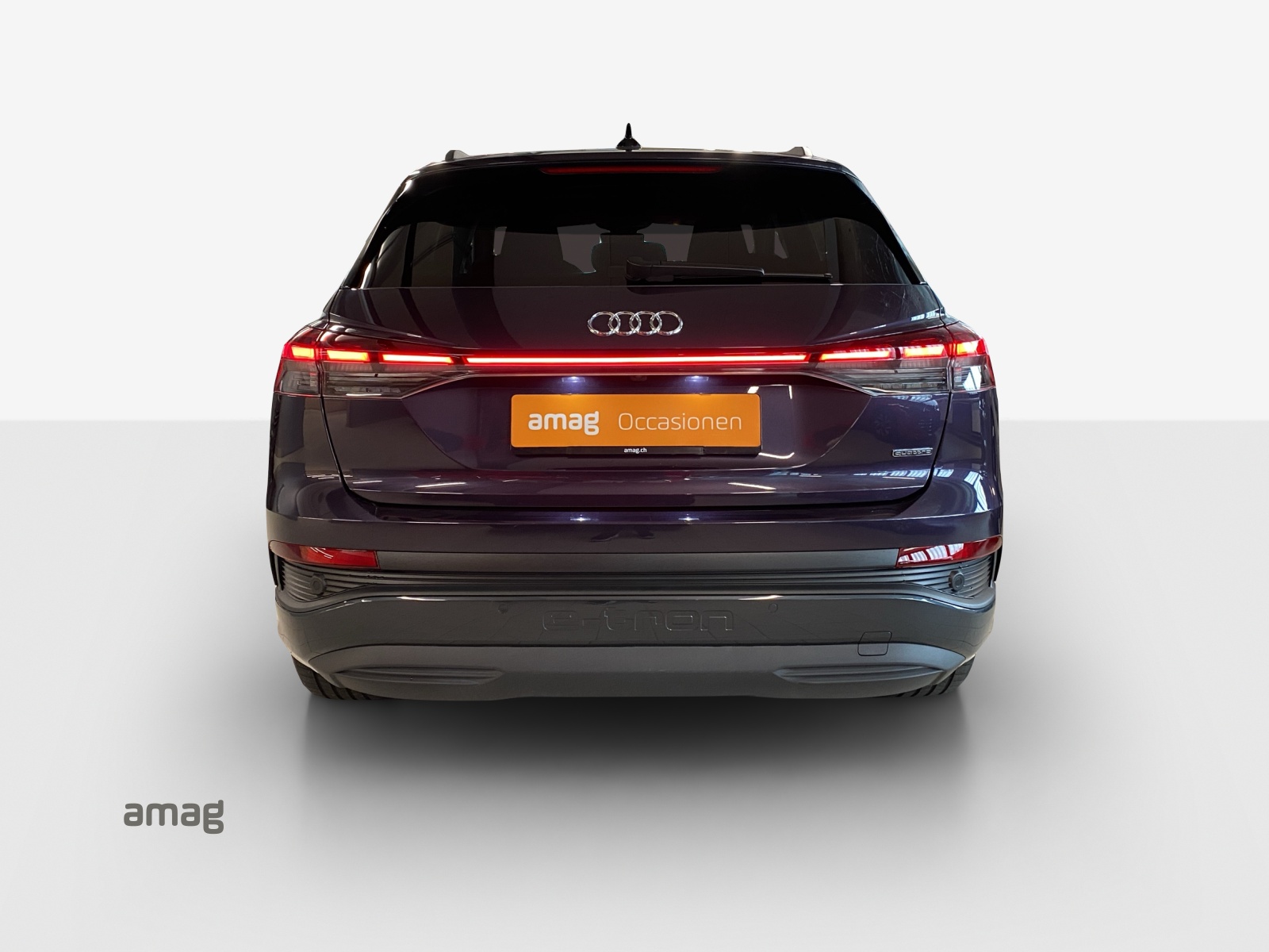 AUDI Q4 e-tron 50 quattro-image-4