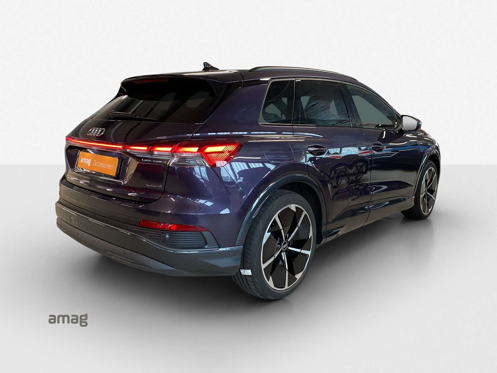 AUDI Q4 e-tron 50 quattro-image-5