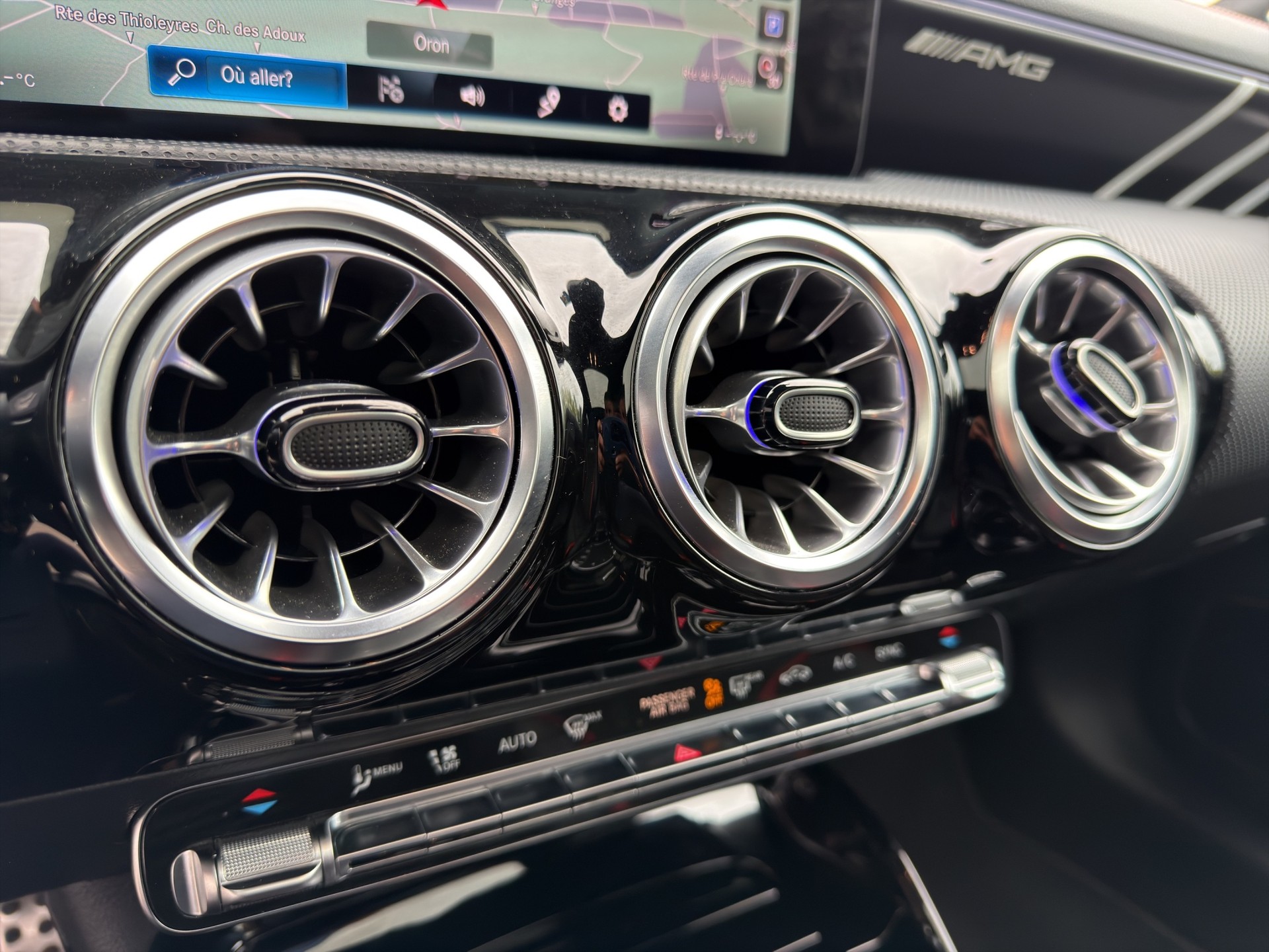 MERCEDES-BENZ CLA Shooting Brake 45 S AMG 4Matic+ 8G-DCT-image-21