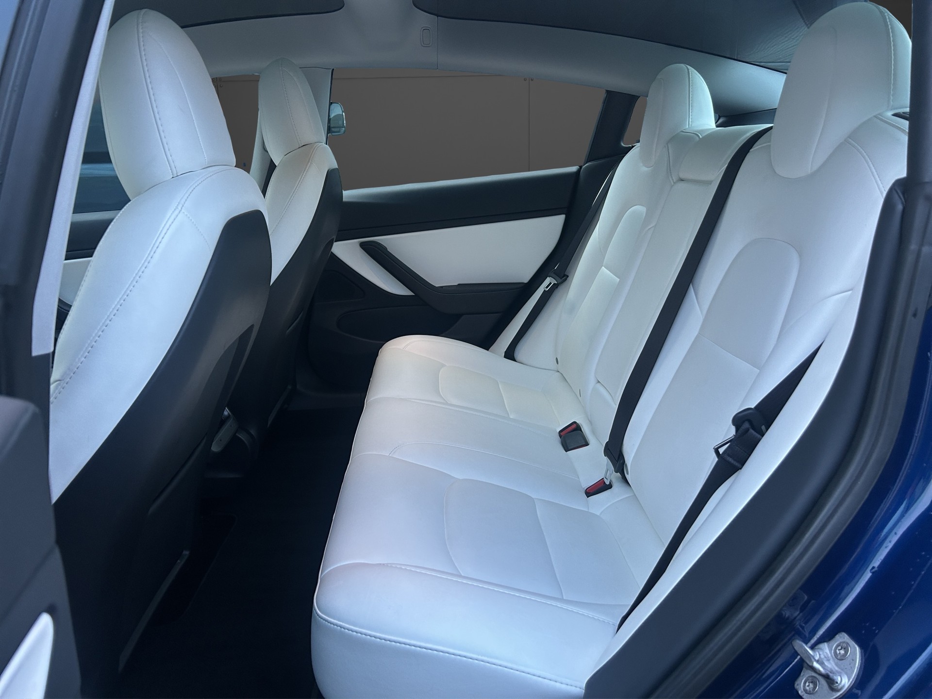TESLA Model 3 Long Range Dual Motor / Batterie 94 %-image-6