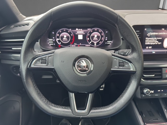 SKODA Kamiq 1.0 TSI Ambition-image-9