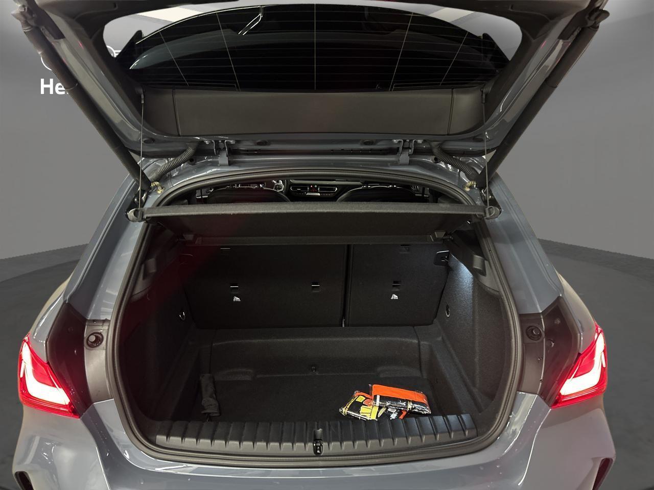 BMW M135i xDrive-image-9