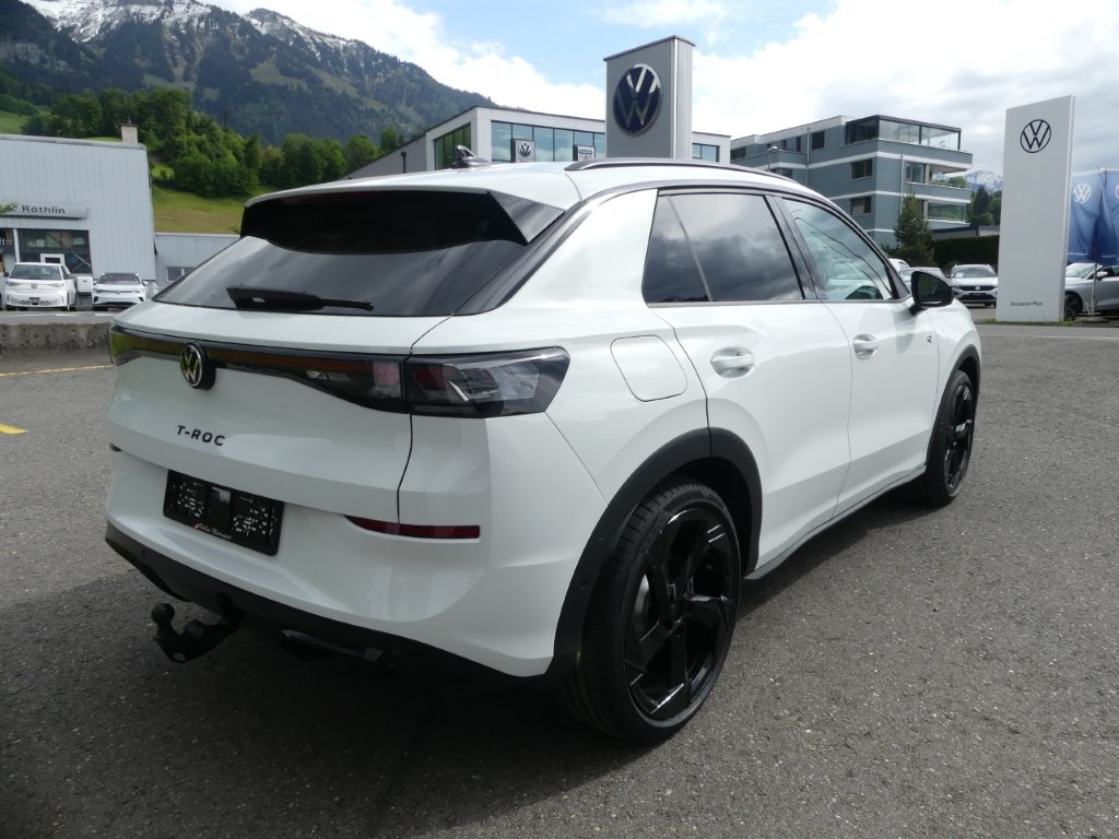 VW T-Roc 1.5 eTSI mHEV R-Line DSG-image-3