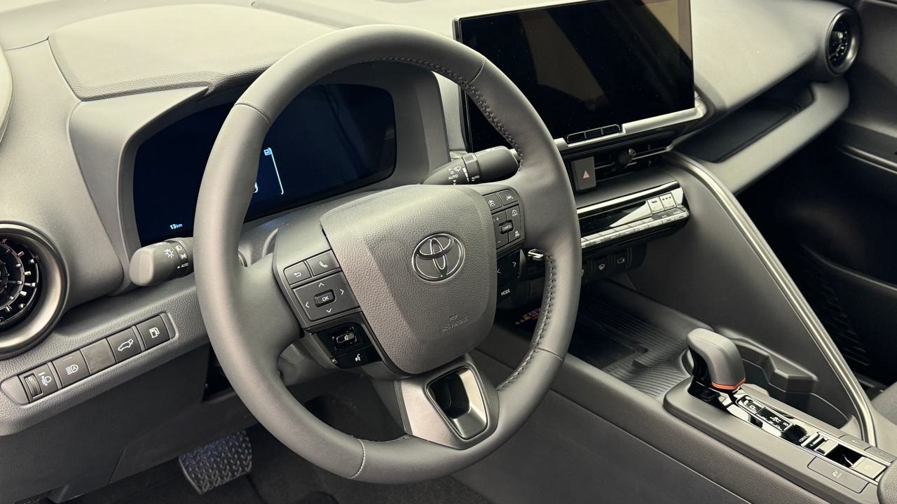 TOYOTA C-HR 1.8 HSD CVT Sport-image-6
