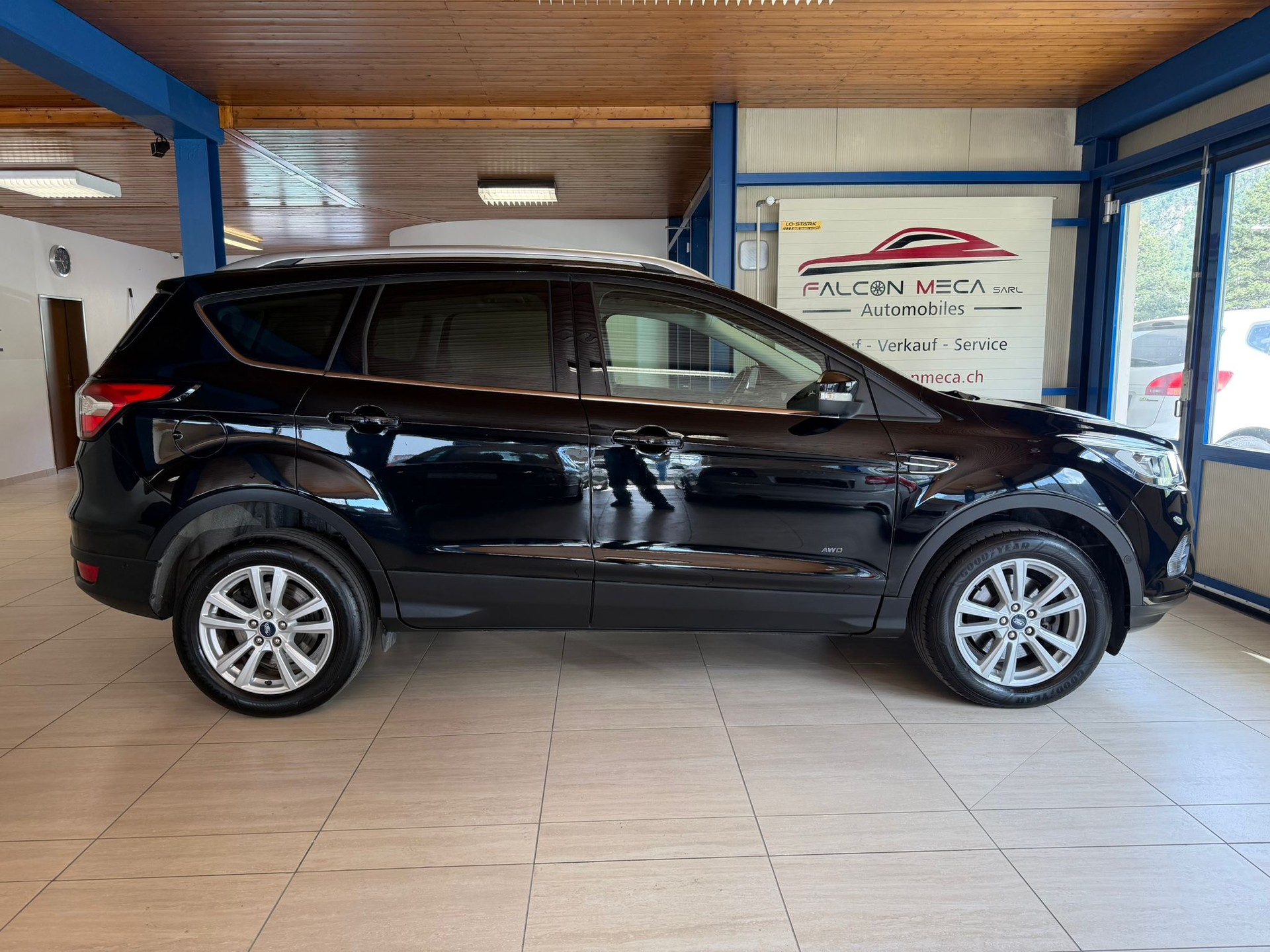 FORD Kuga 2.0 TDCi Trend+ 4WD-image-11
