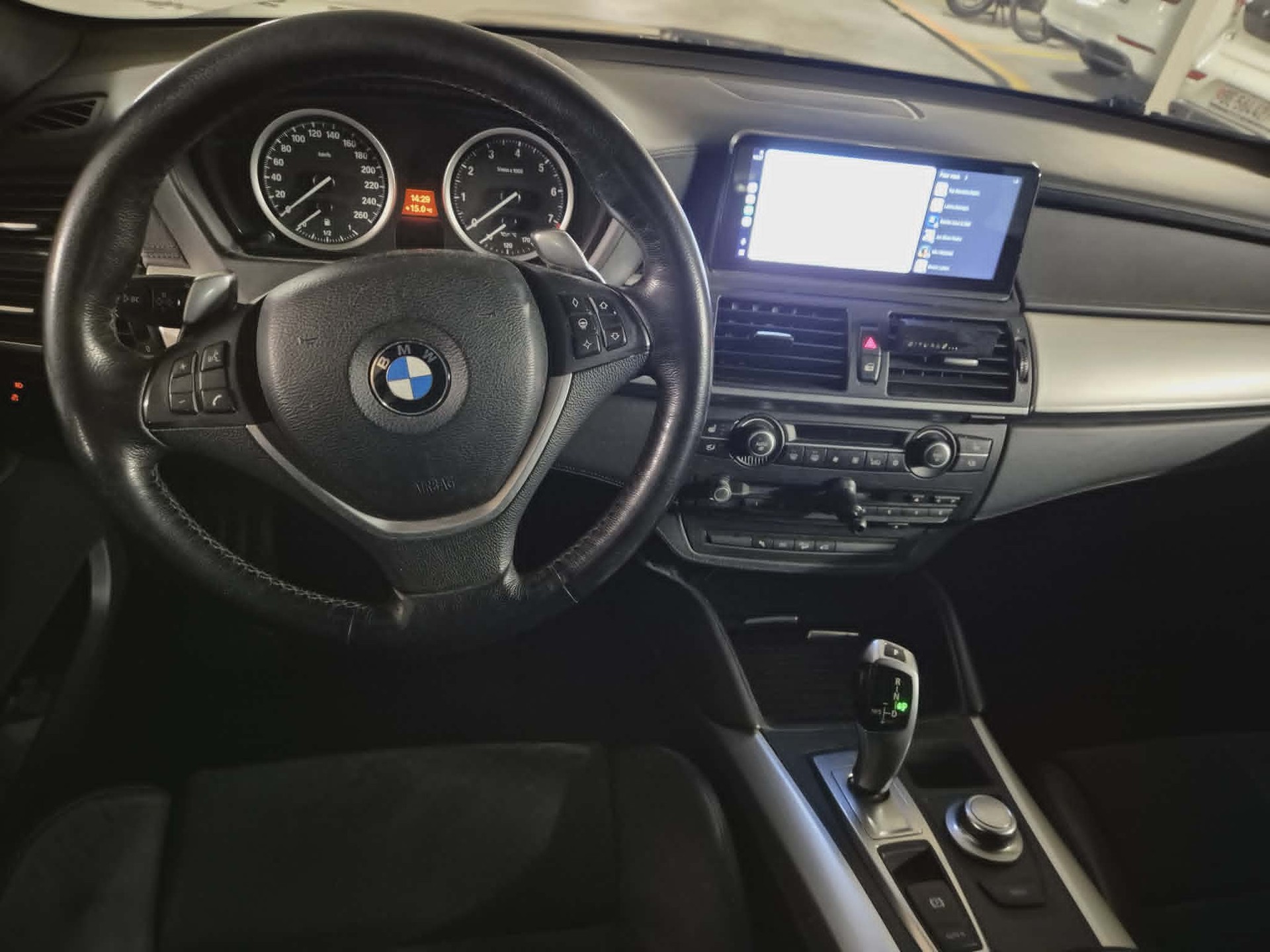 BMW X6 xDrive 35i Steptronic-image-6