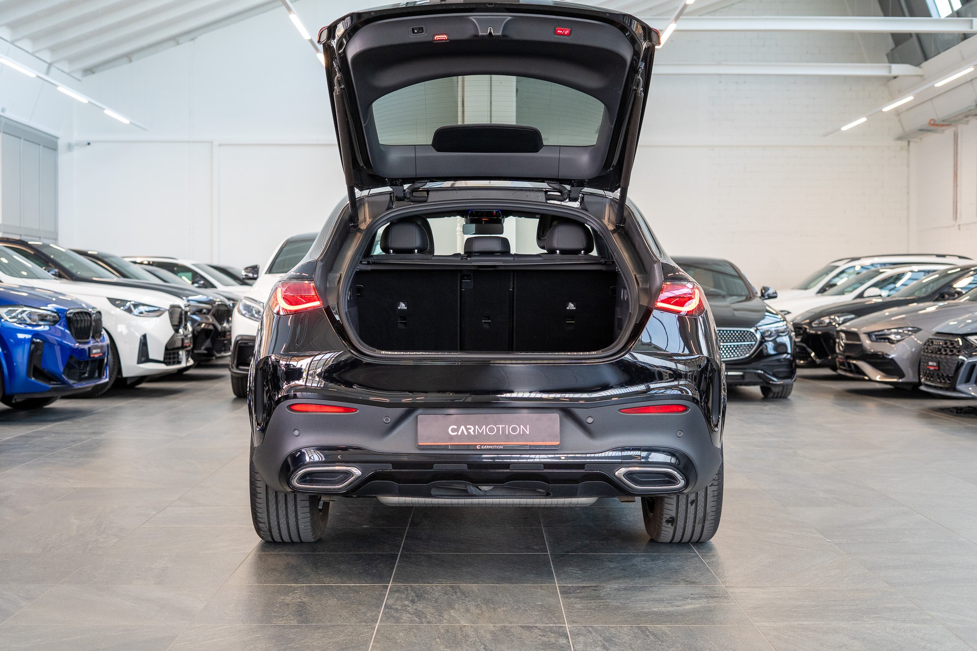 MERCEDES-BENZ GLC 200 AMG Line 4matic Coupé / Panorama-Schiebedach / Rückfahrkamera / AHK-image-5