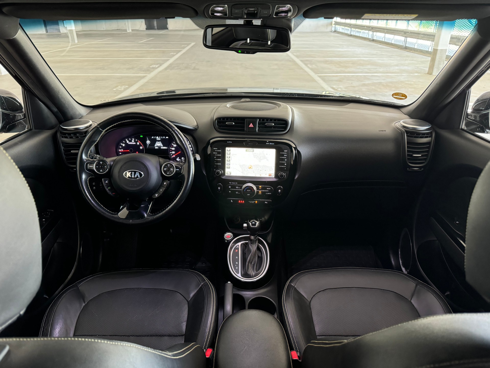 KIA Soul 1.6 CRDi Style Automatic-image-8