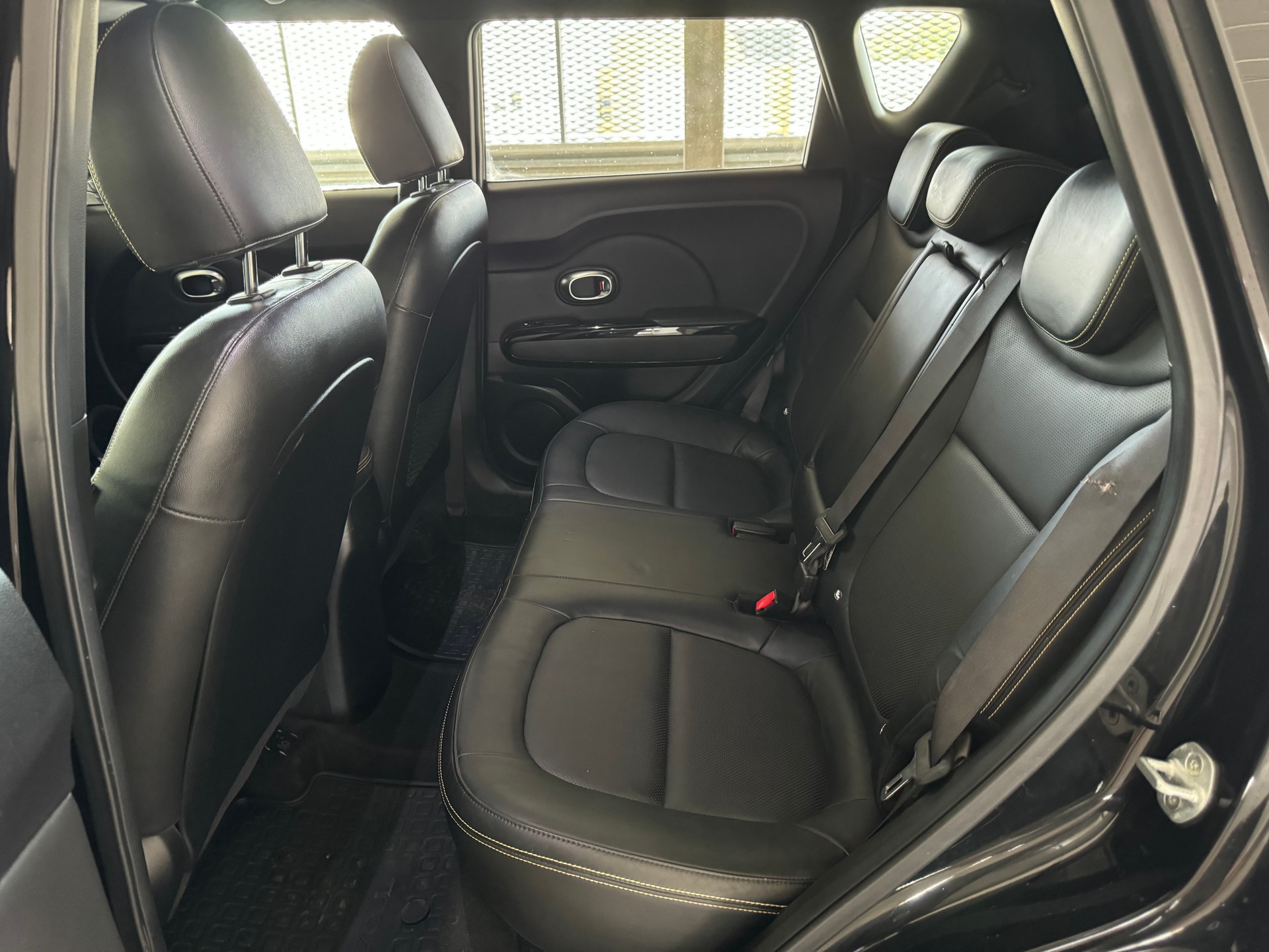 KIA Soul 1.6 CRDi Style Automatic-image-13