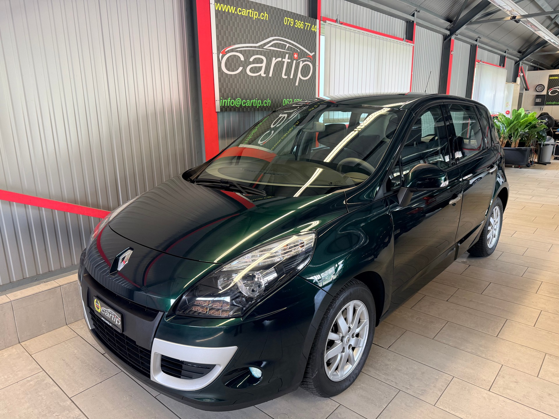 RENAULT Scénic 2.0 16V Privilège X-Tronic CVT