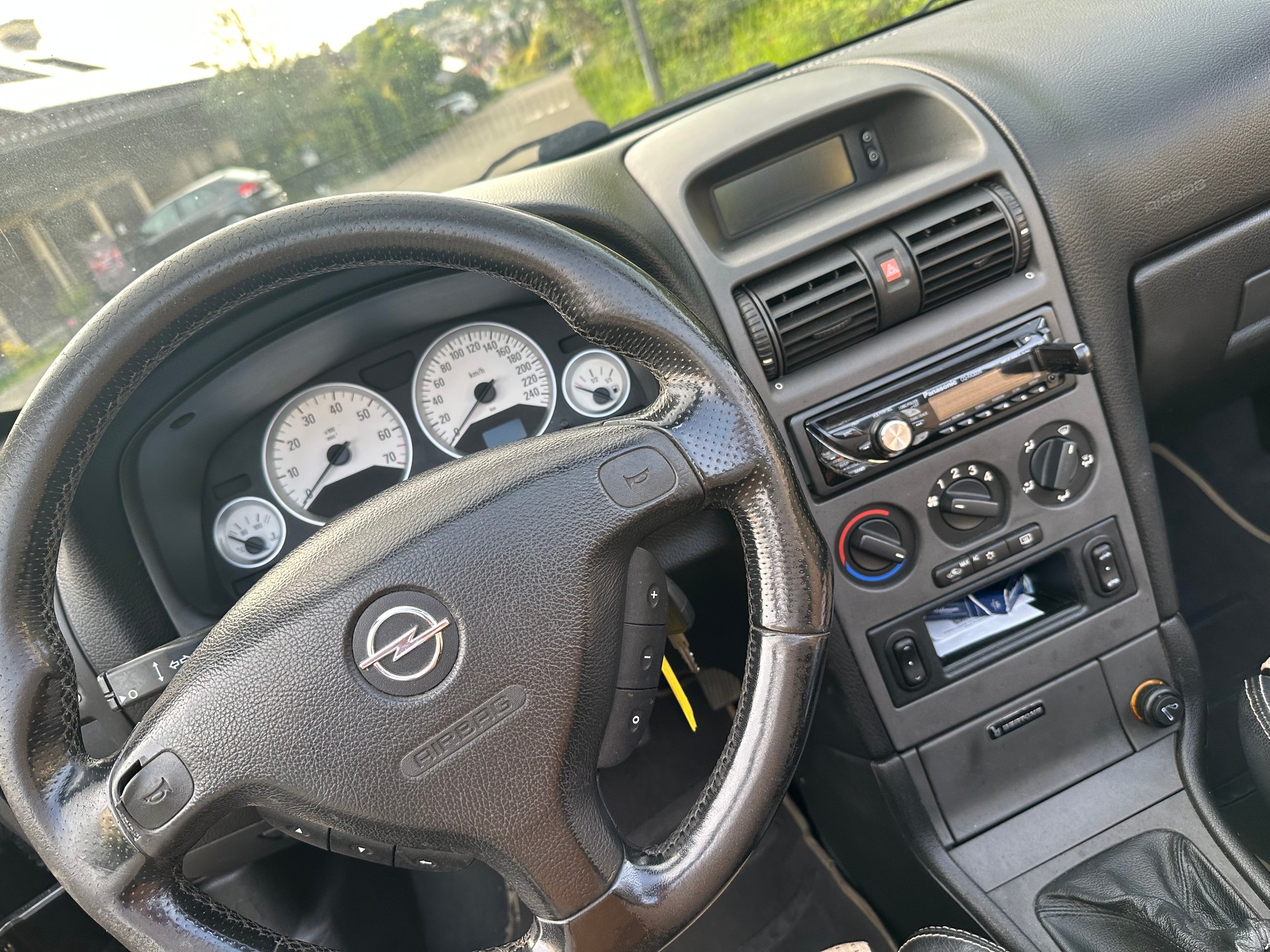 OPEL Astra Cabriolet 2.0i 16V Turbo Linea Rossa-image-10