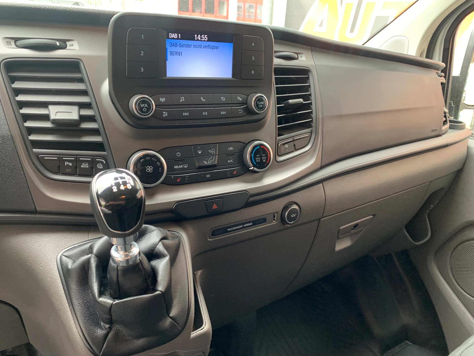 FORD Transit Custom Van 320 L1H1 Trend-image-6