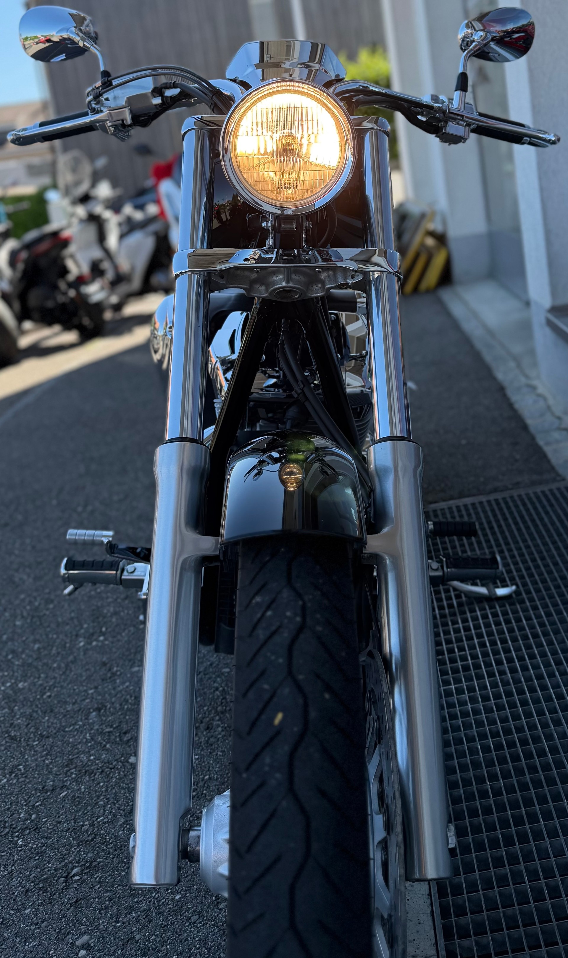 HONDA VT 1300 CX ABS-showroom-element-1