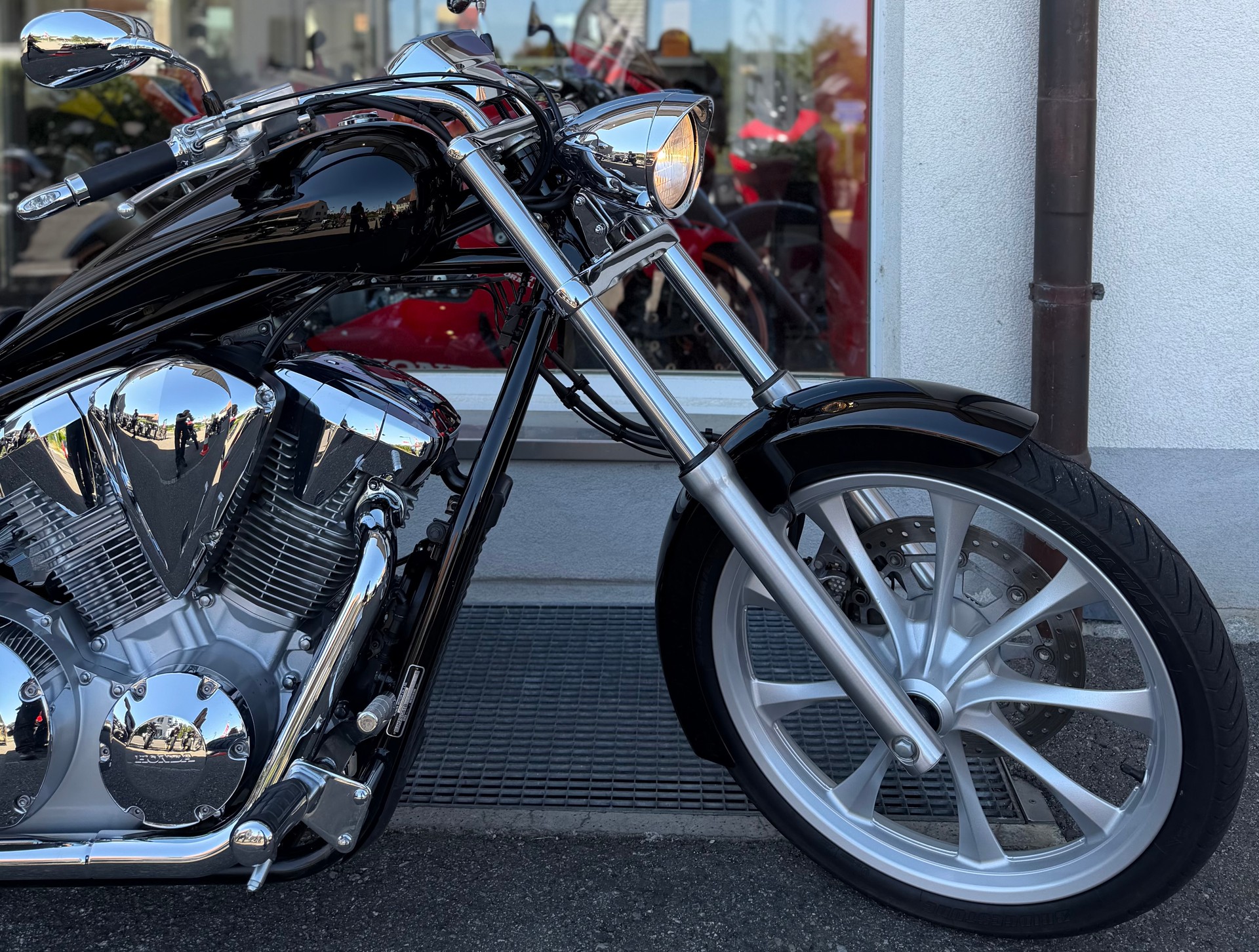 HONDA VT 1300 CX ABS-image-4