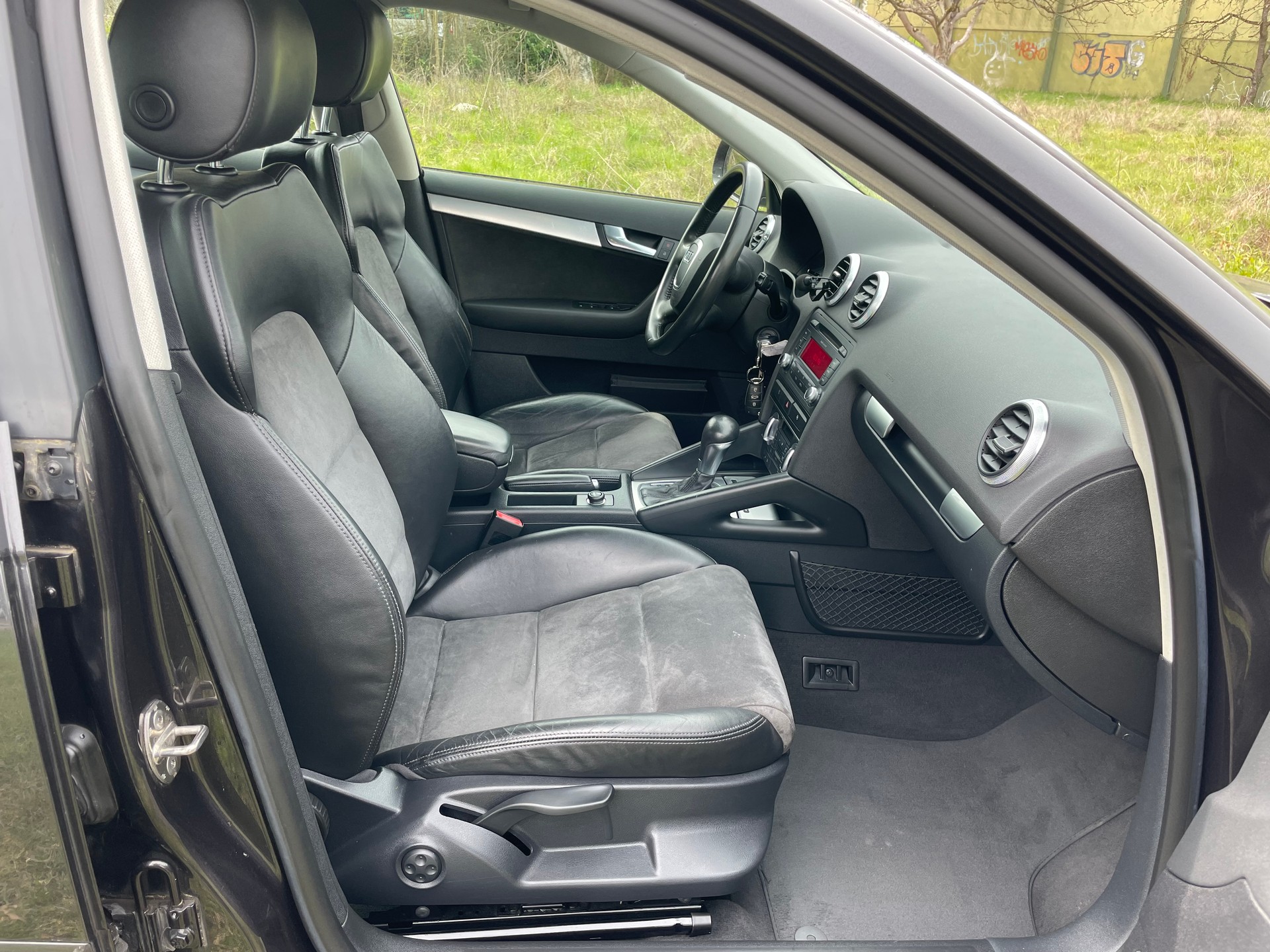 AUDI A3 Sportback 1.4 TFSI Ambiente S-tronic-image-7