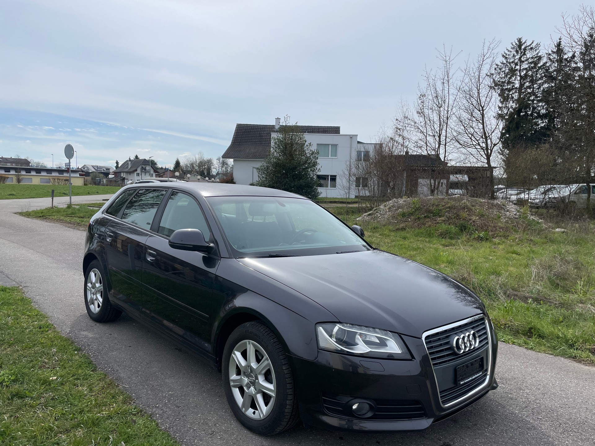 AUDI A3 Sportback 1.4 TFSI Ambiente S-tronic-image-0