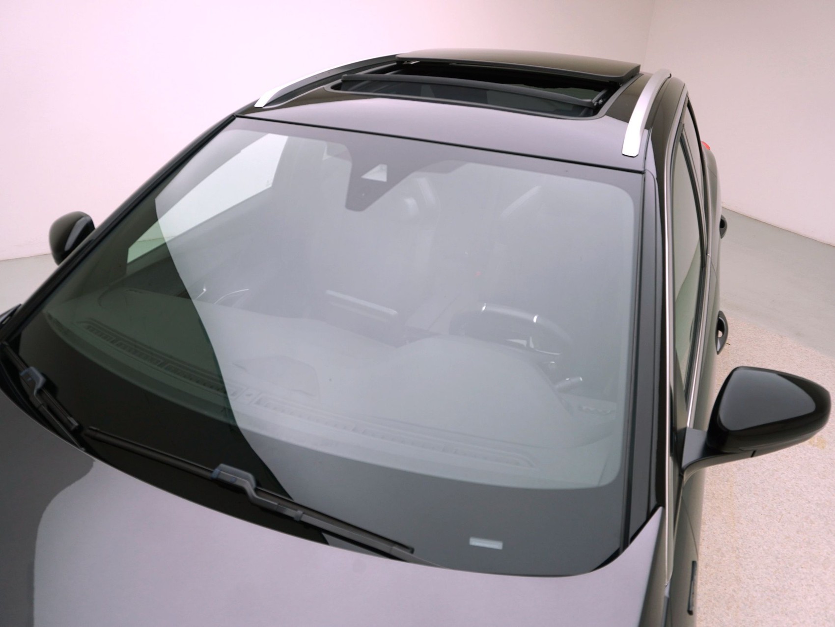 PEUGEOT 3008 1.6 PureTech GT Line-image-6