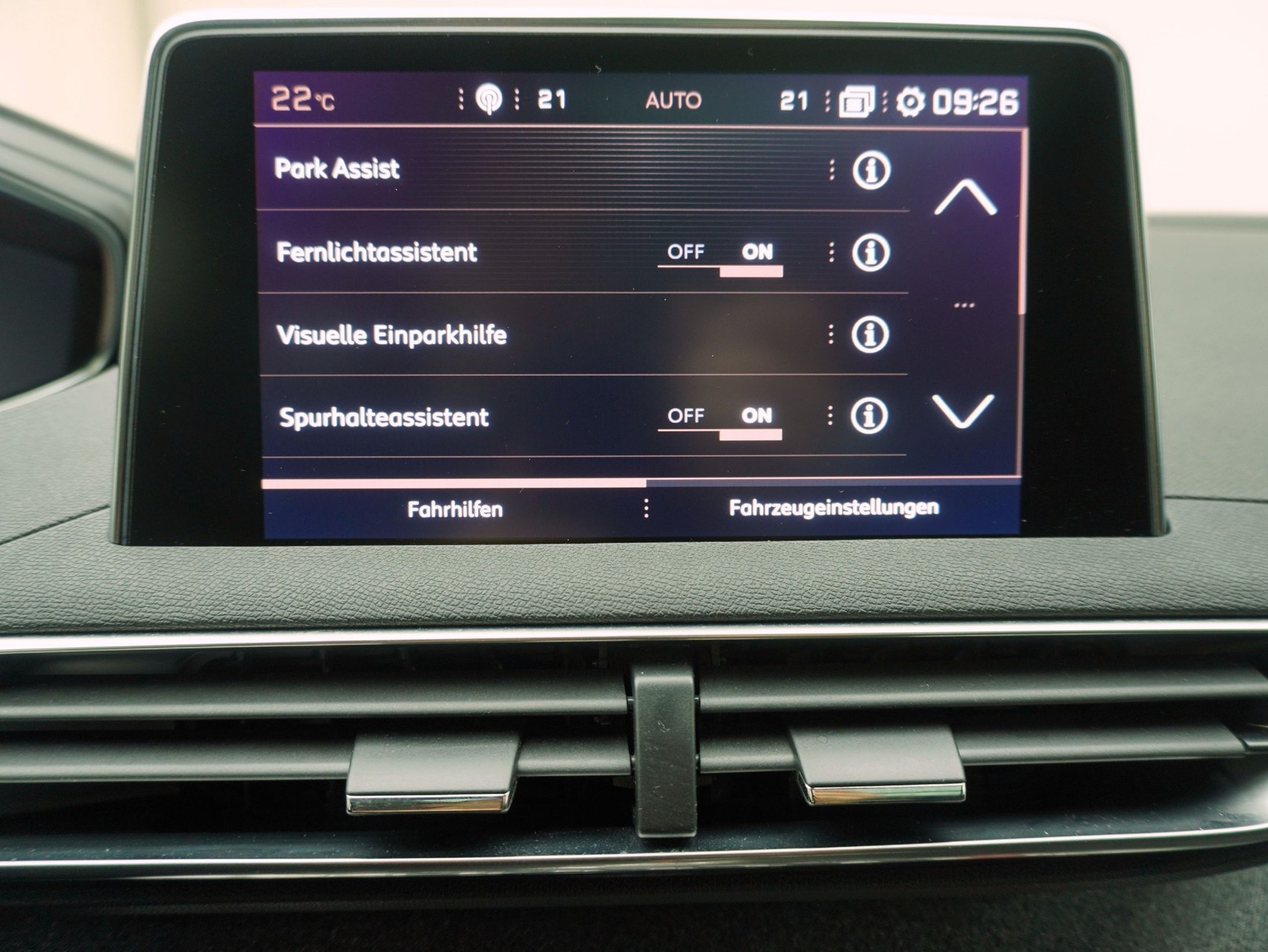 PEUGEOT 3008 1.6 PureTech GT Line-image-24