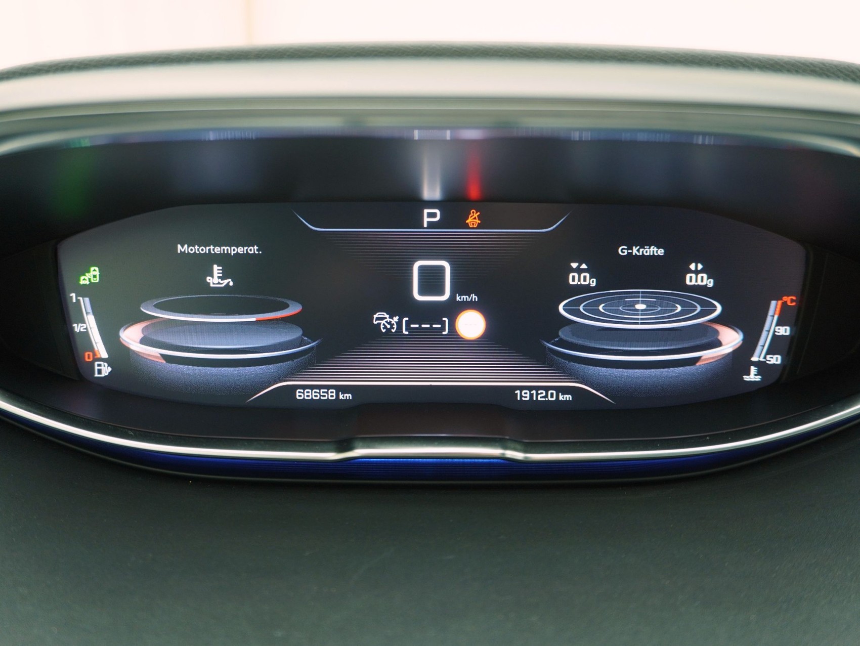 PEUGEOT 3008 1.6 PureTech GT Line-image-18