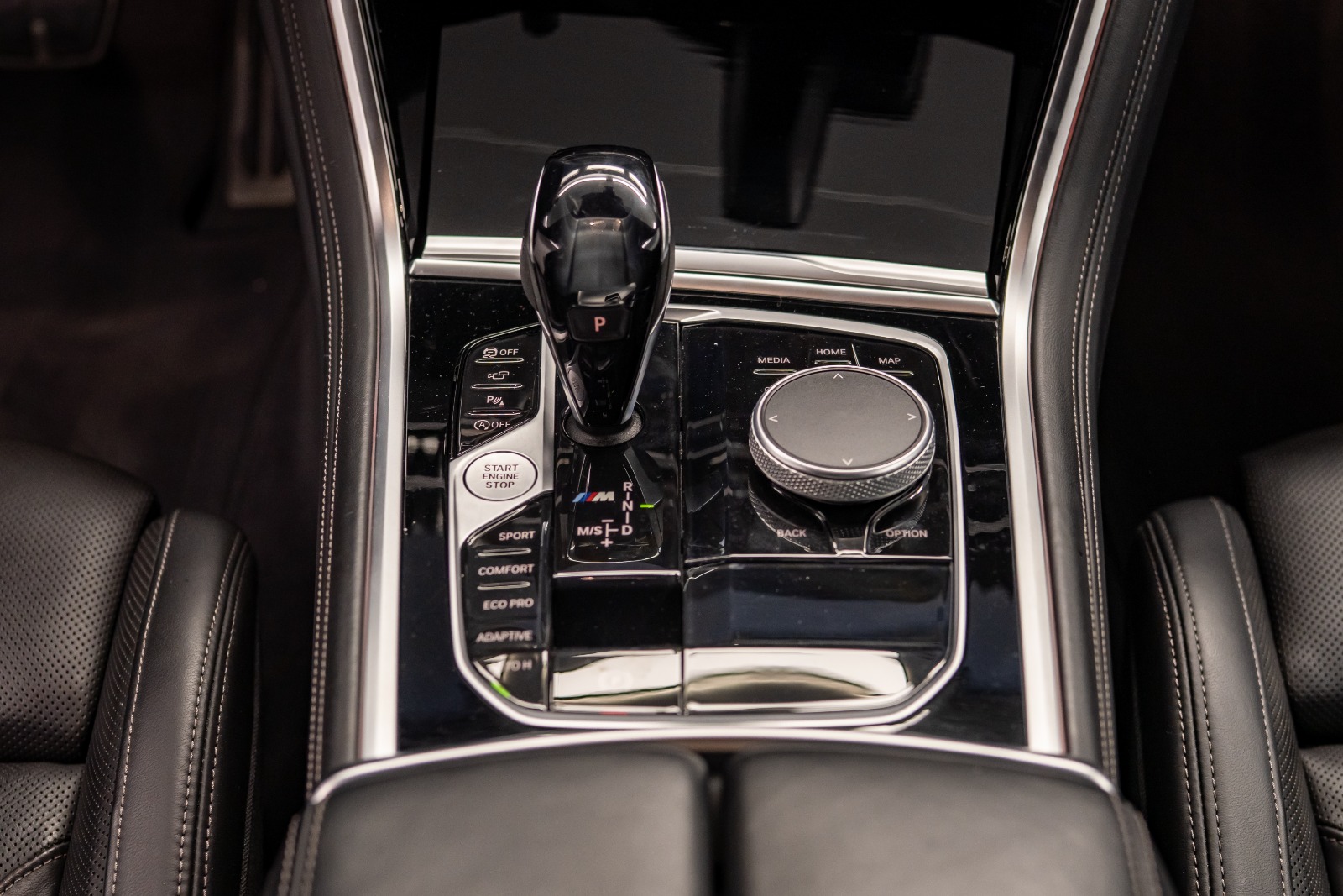 BMW M850i xDrive Steptronic *B&W Diamond*360°*Head-Up*Laserlicht*-image-19