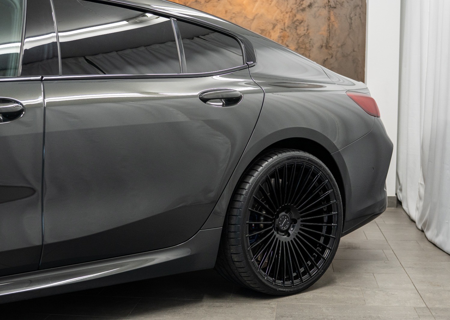 BMW M850i xDrive Steptronic *B&W Diamond*360°*Head-Up*Laserlicht*-image-3