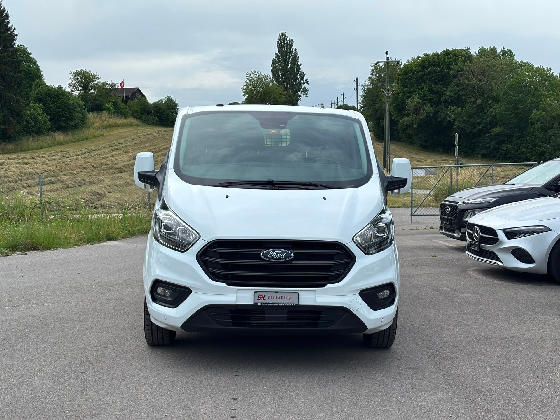 FORD Transit Custom Van 320 L1H1 Trend-image-2