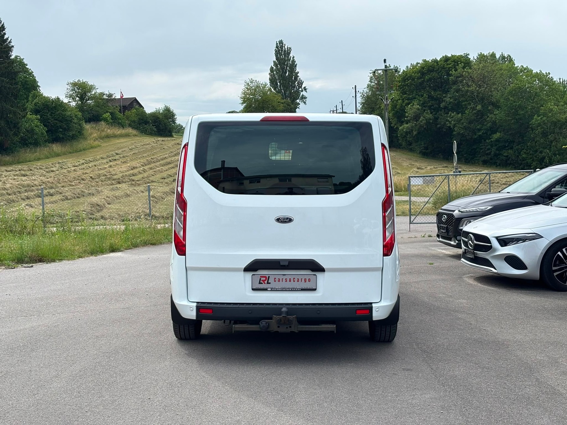 FORD Transit Custom Van 320 L1H1 Trend-image-6