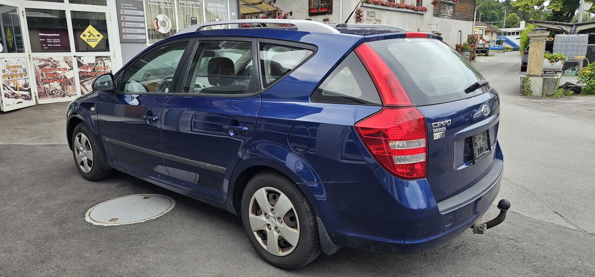 KIA Cee'd Sporty Wagon 1.6 16V Style-image-5