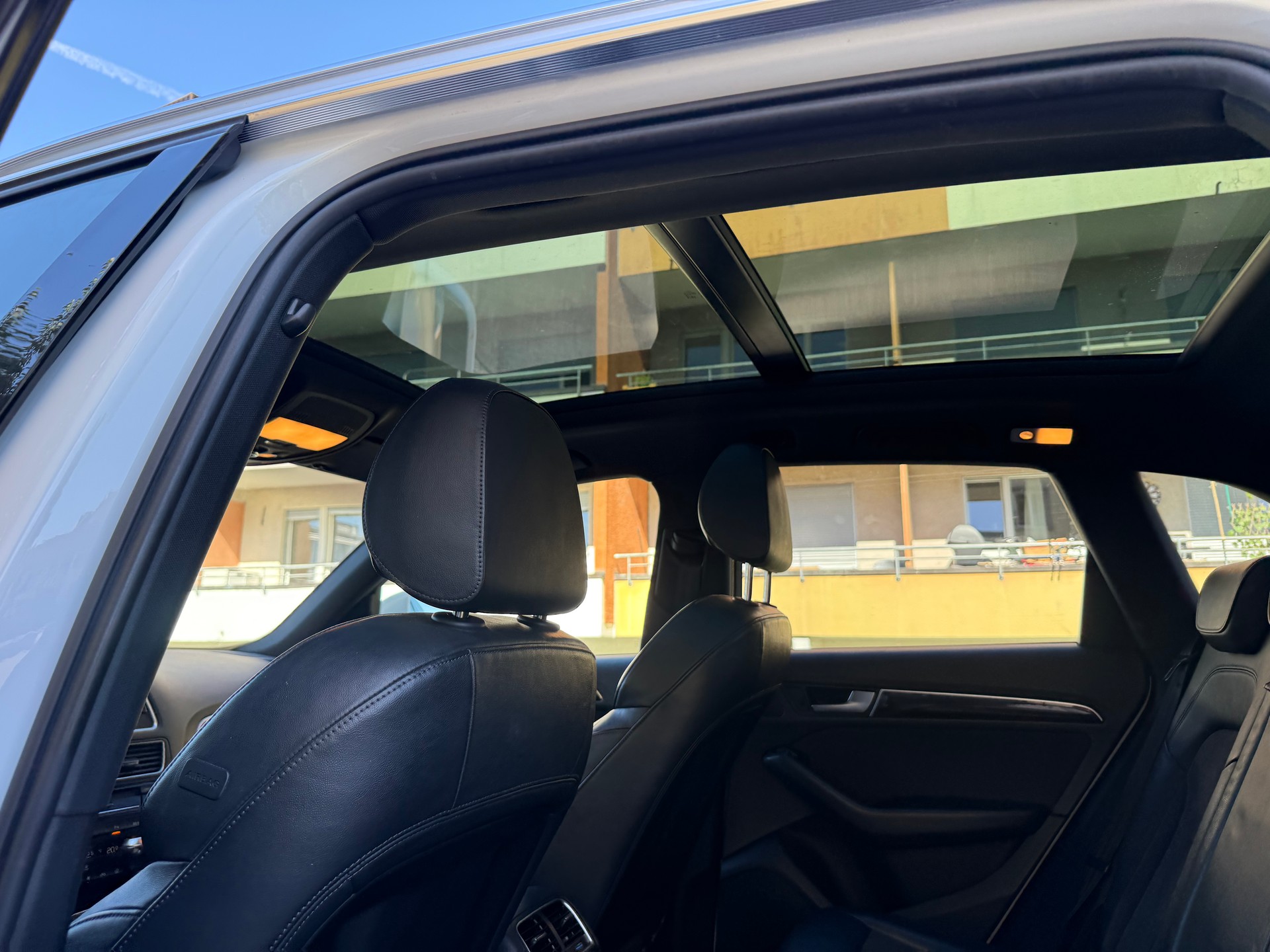 AUDI SQ5 3.0 TDI quattro tiptronic-image-10