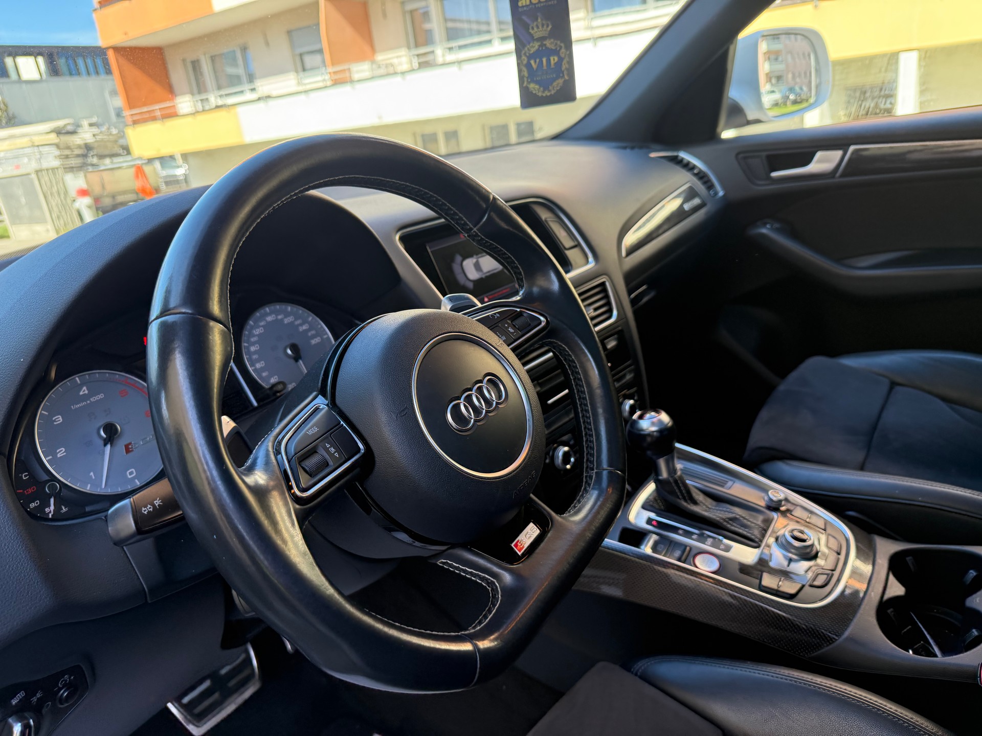 AUDI SQ5 3.0 TDI quattro tiptronic-image-7