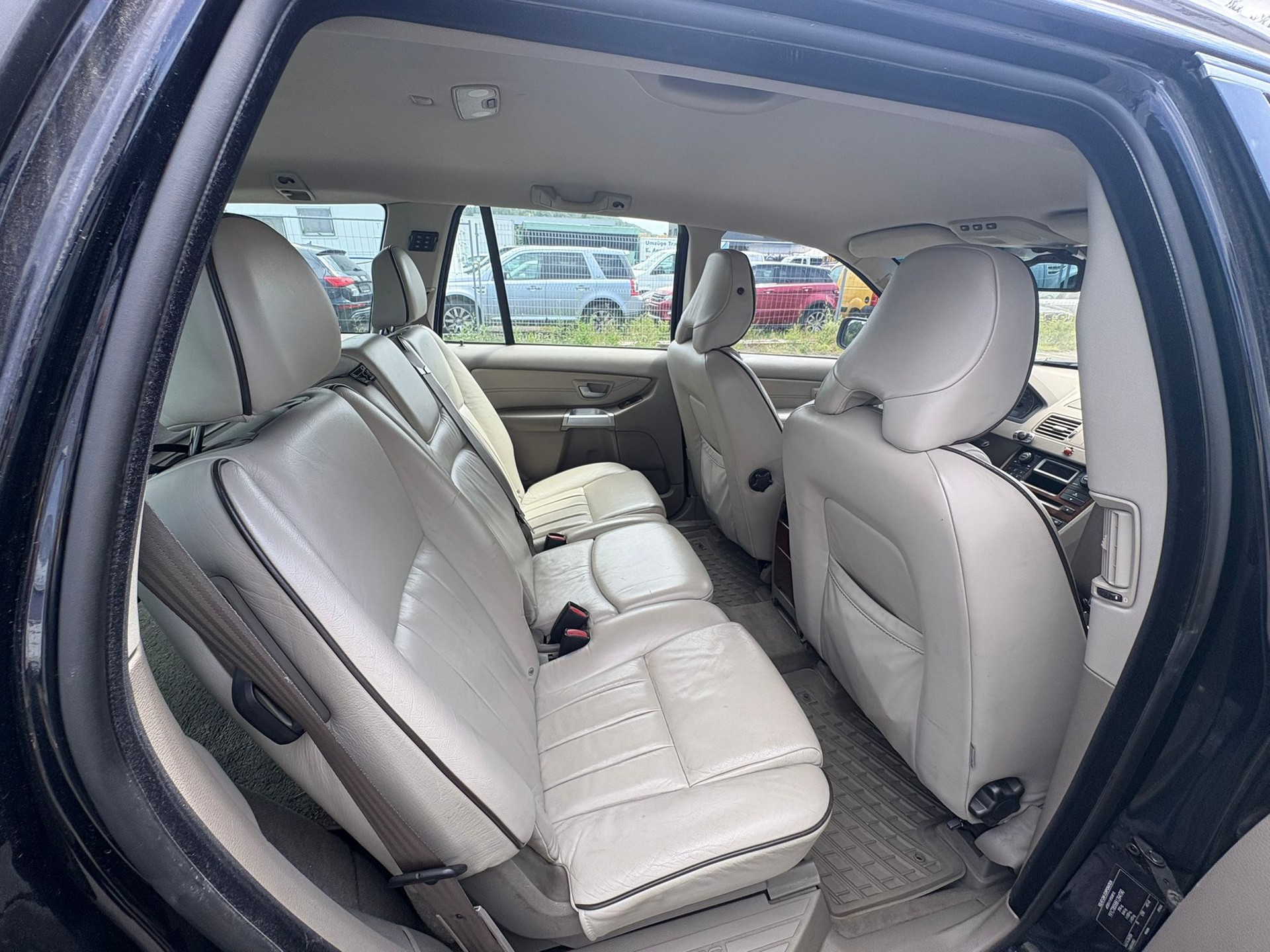 VOLVO XC90 V8 AWD Executive Geartronic-image-6