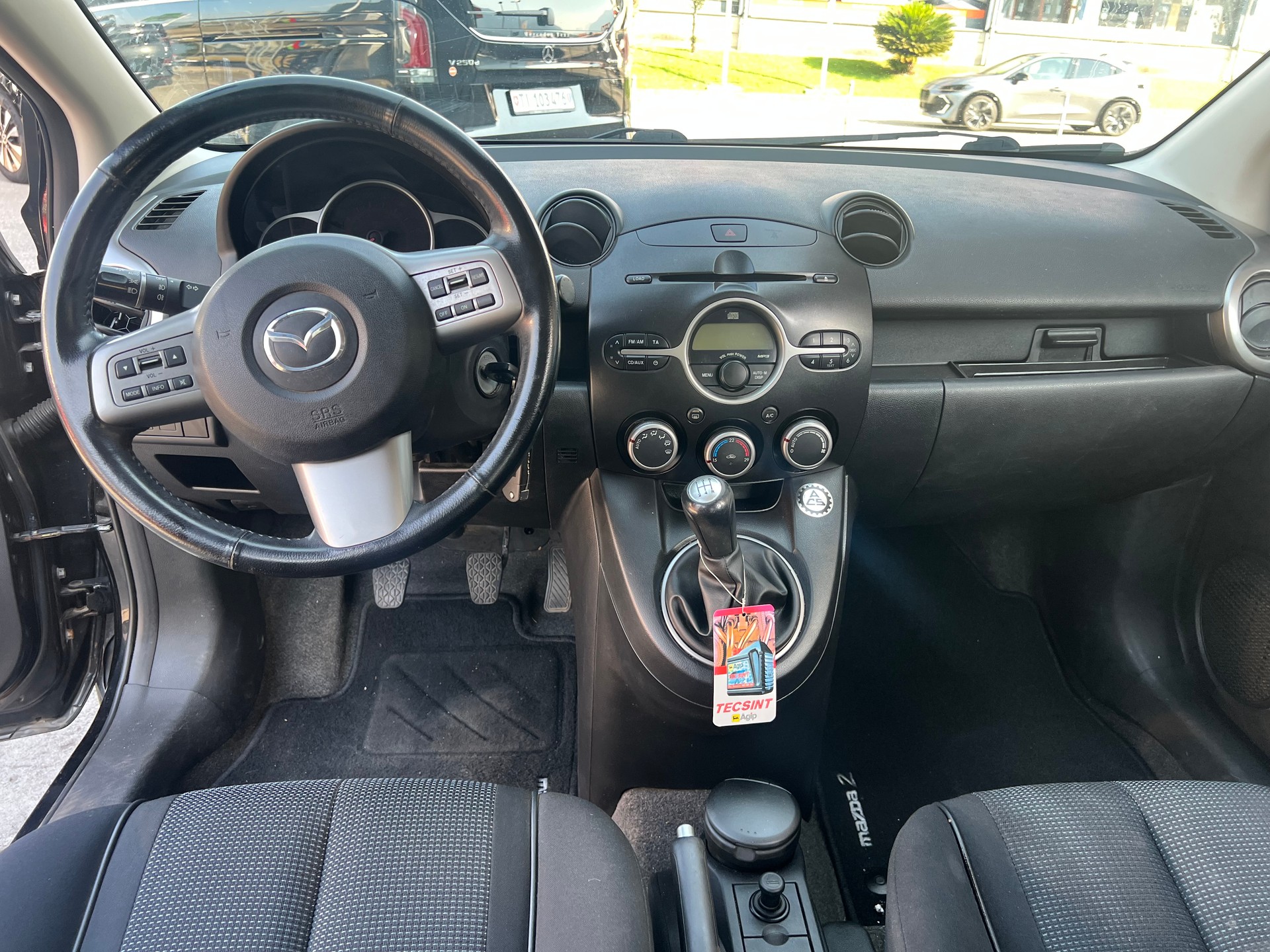 MAZDA 2 1.5i 16V Sport-image-4