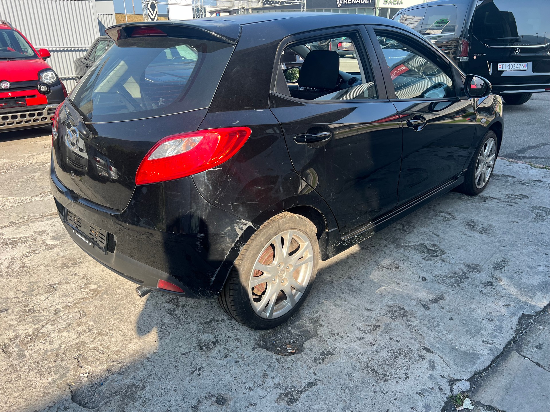 MAZDA 2 1.5i 16V Sport-image-2