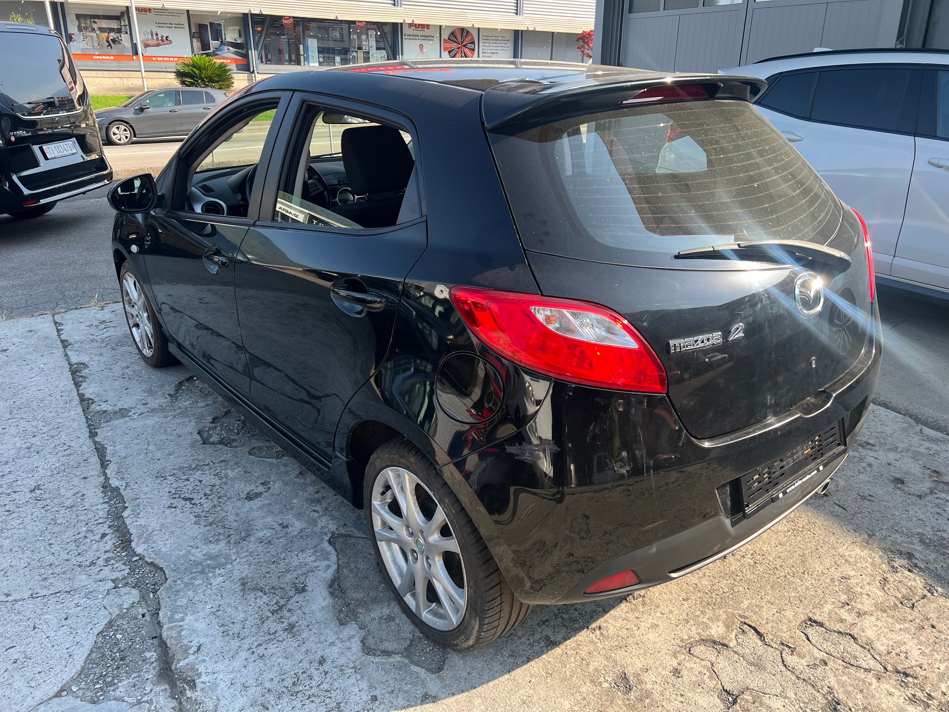MAZDA 2 1.5i 16V Sport-image-3