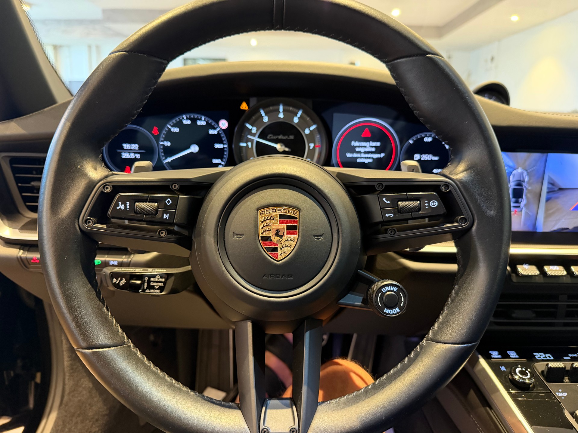 PORSCHE 911 Cabriolet 3.7 Turbo S PDK-image-16