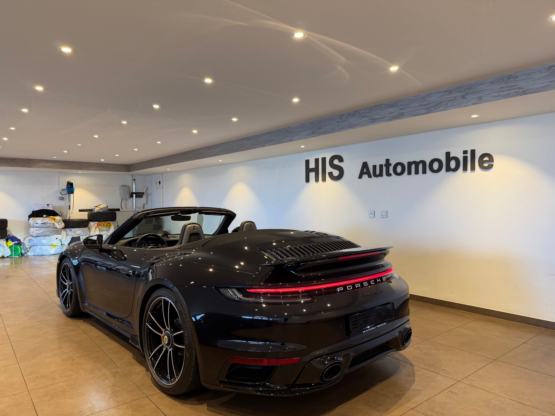 PORSCHE 911 Cabriolet 3.7 Turbo S PDK-image-7