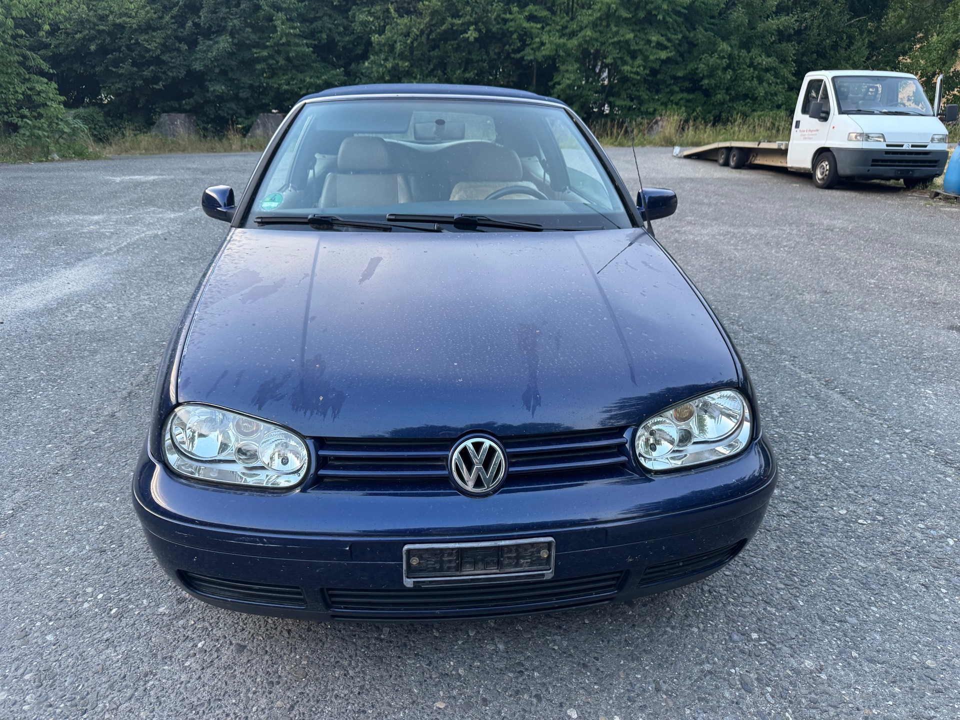 VW Golf Cabriolet 2000 Swiss Classic-image-2