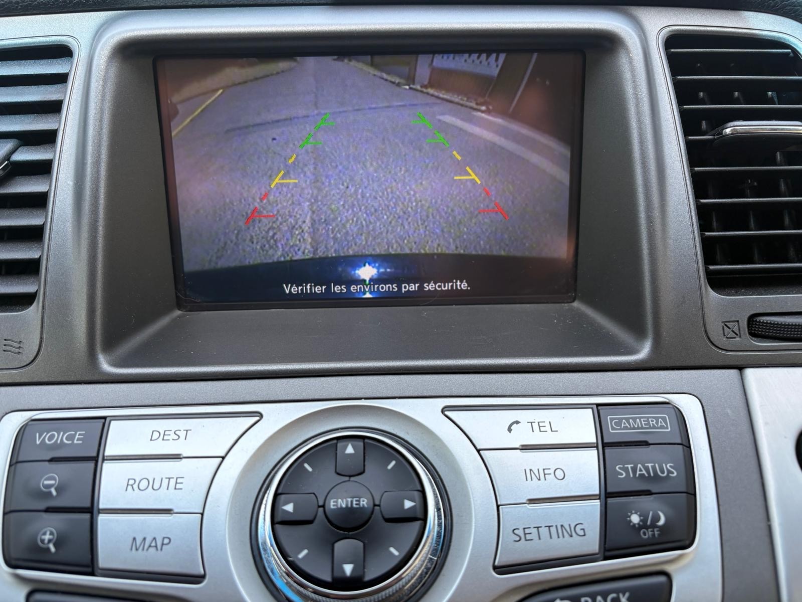 NISSAN Murano 2.5 dCi Swiss Edition Automatic-image-13
