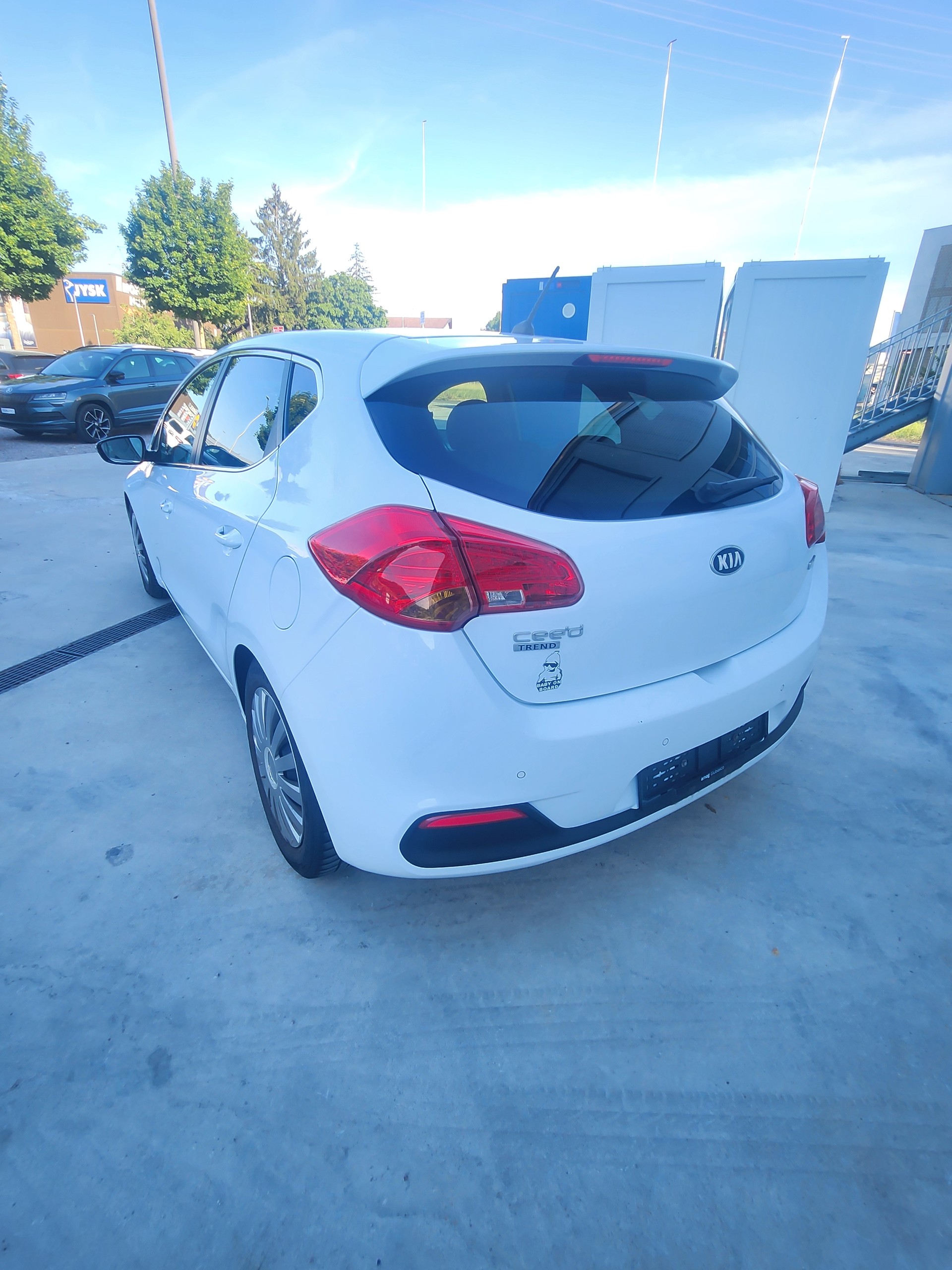 KIA Cee'd 1.6 GDi Style-image-5