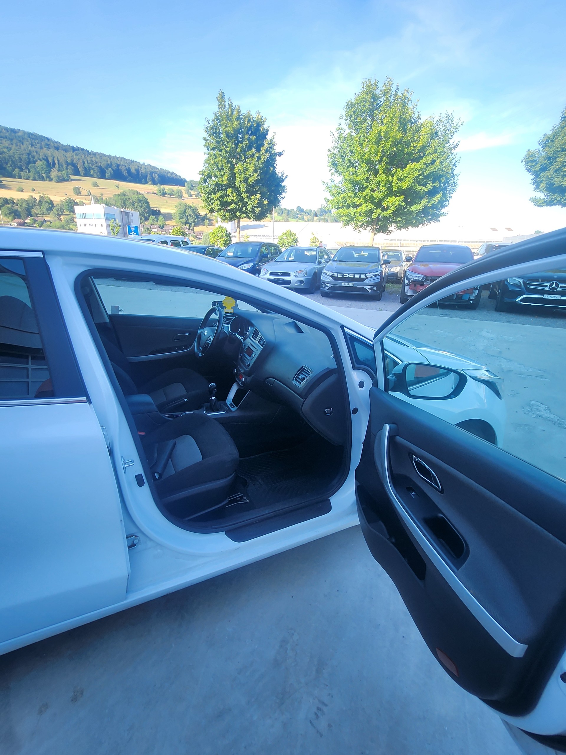 KIA Cee'd 1.6 GDi Style-image-8
